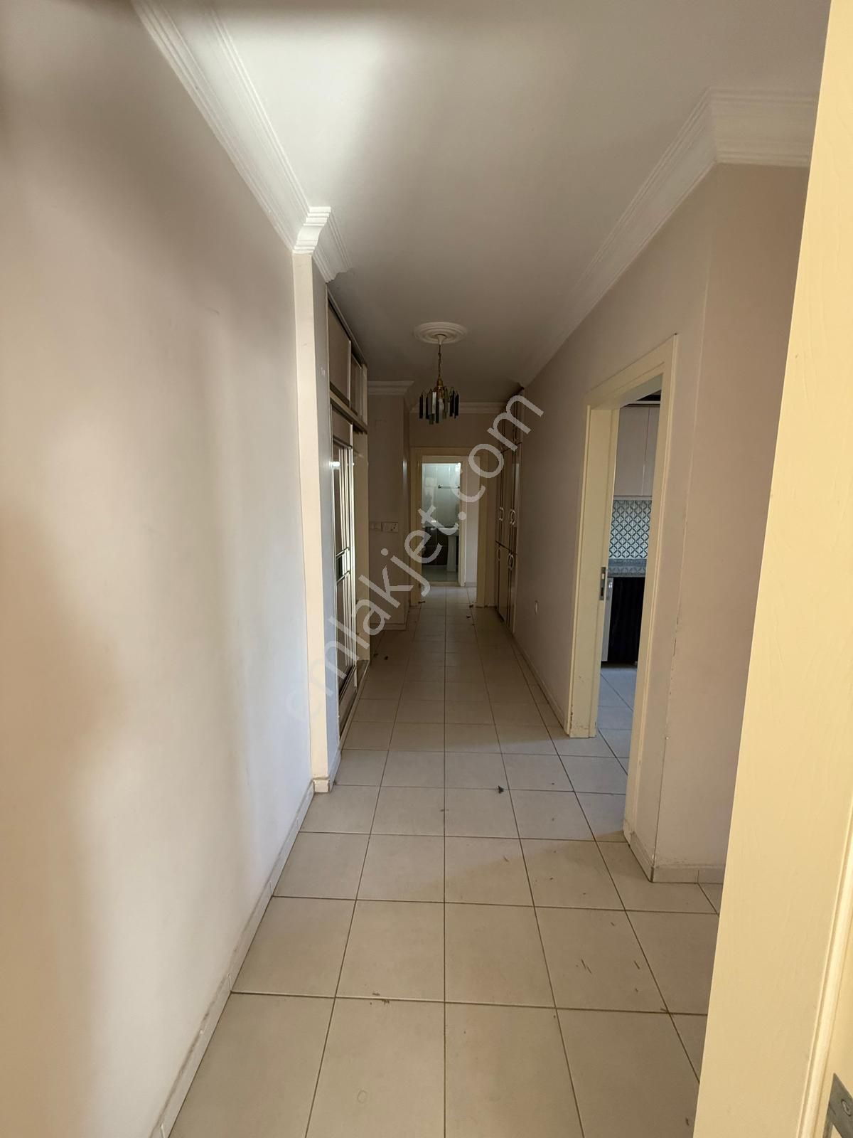 Silifke/göksu Mahallesi 3+1 Kiralık Daire (depozito Yok) - Görsel 5