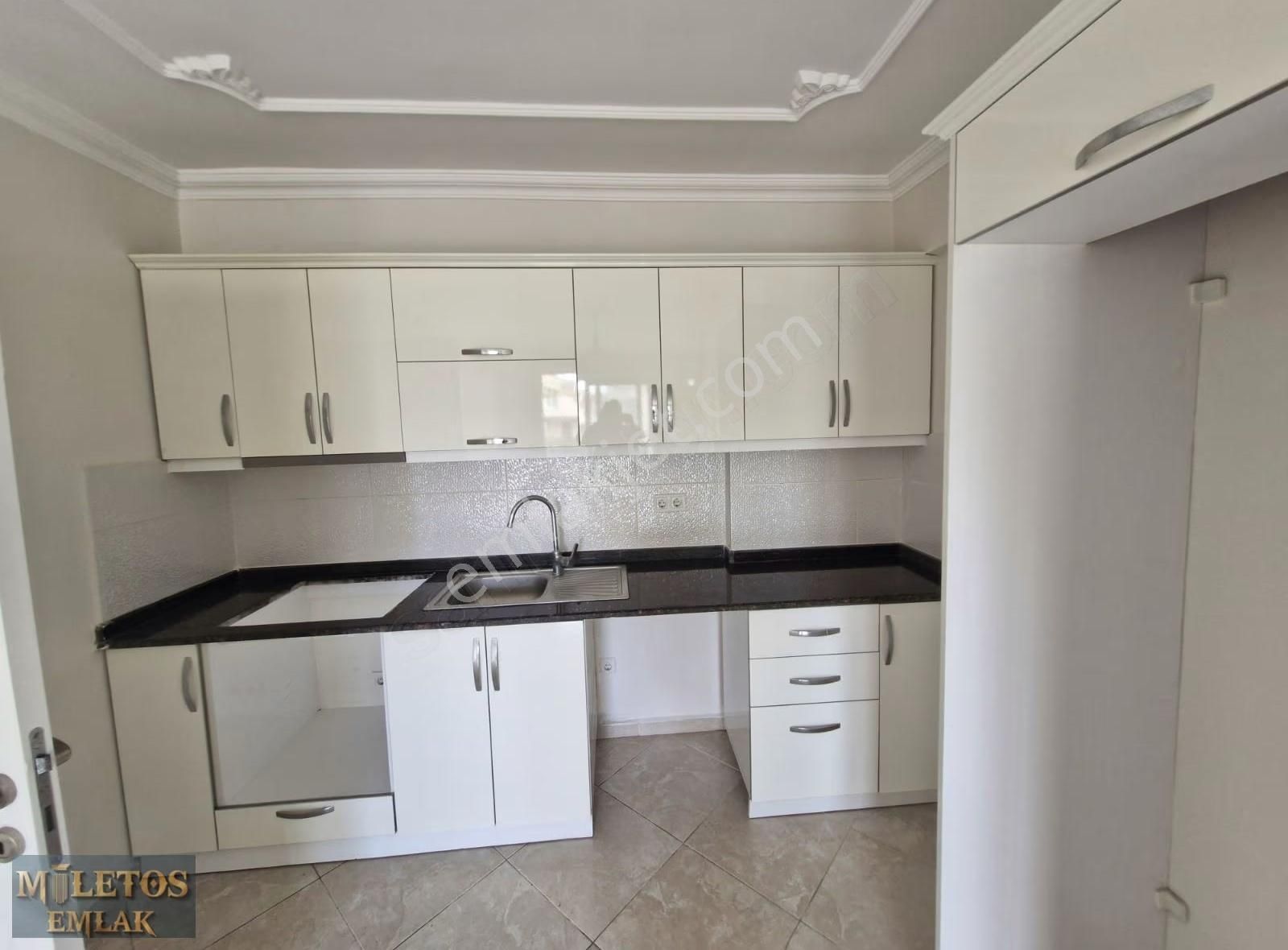 Didimde Kiralık 1+1 Esyasiz Oldukça Geniş Hastaneye 300 Mt - Görsel 10