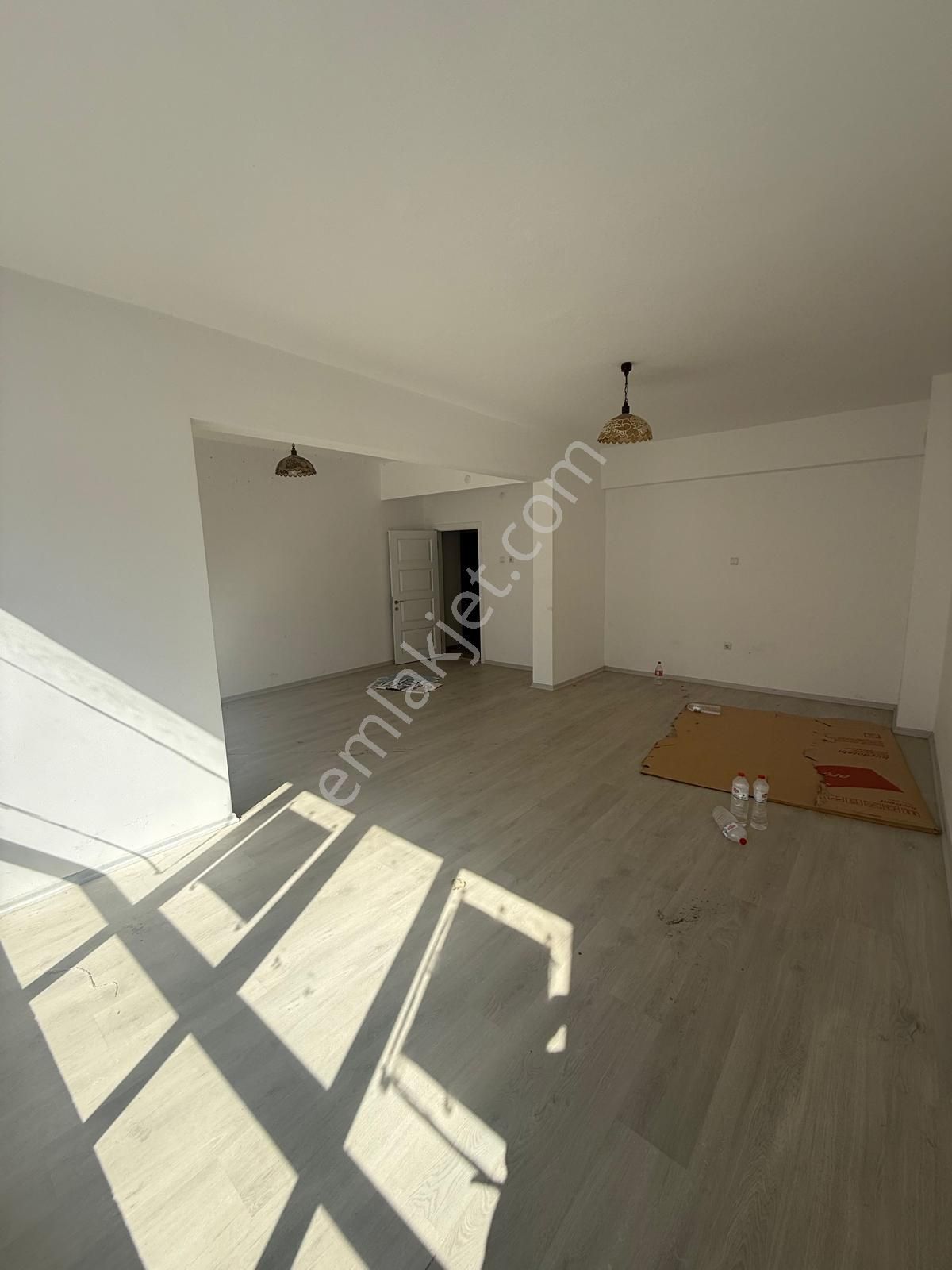 Silifke/göksu Mahallesi 3+1 Kiralık Daire - Görsel 9