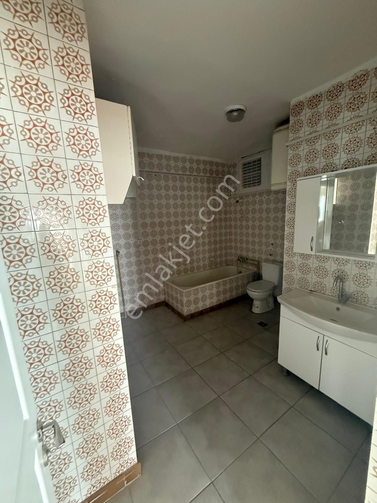 Silifke/göksu Mahallesi 3+1 Kiralık Daire - Görsel 18