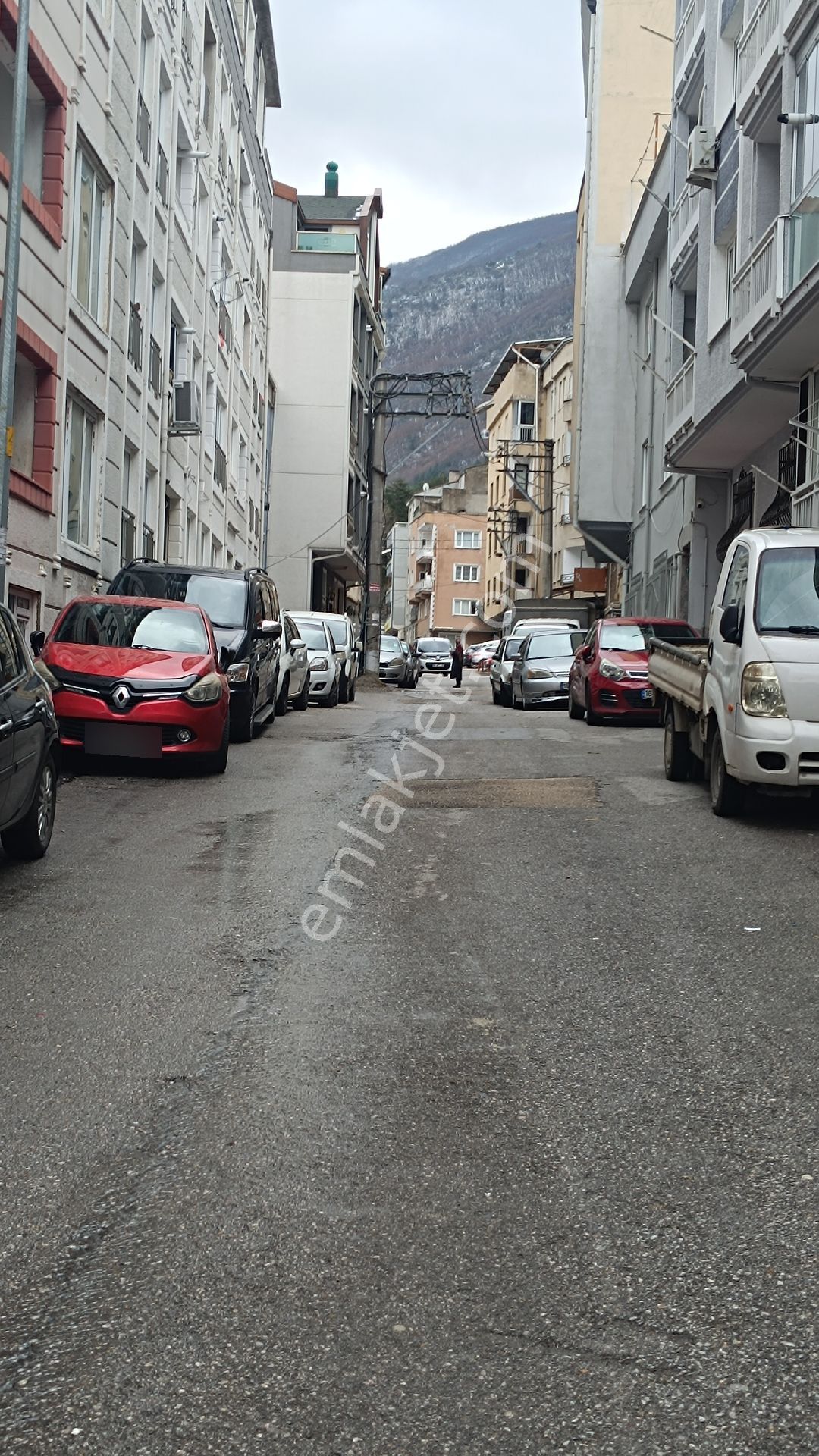 Rt Safir'den Yıldırım Teferrüçte 32 Metrekare Bahçe Kullanımlı Kat Mülkiyetli 3+1 Satılık Daire - Görsel 3