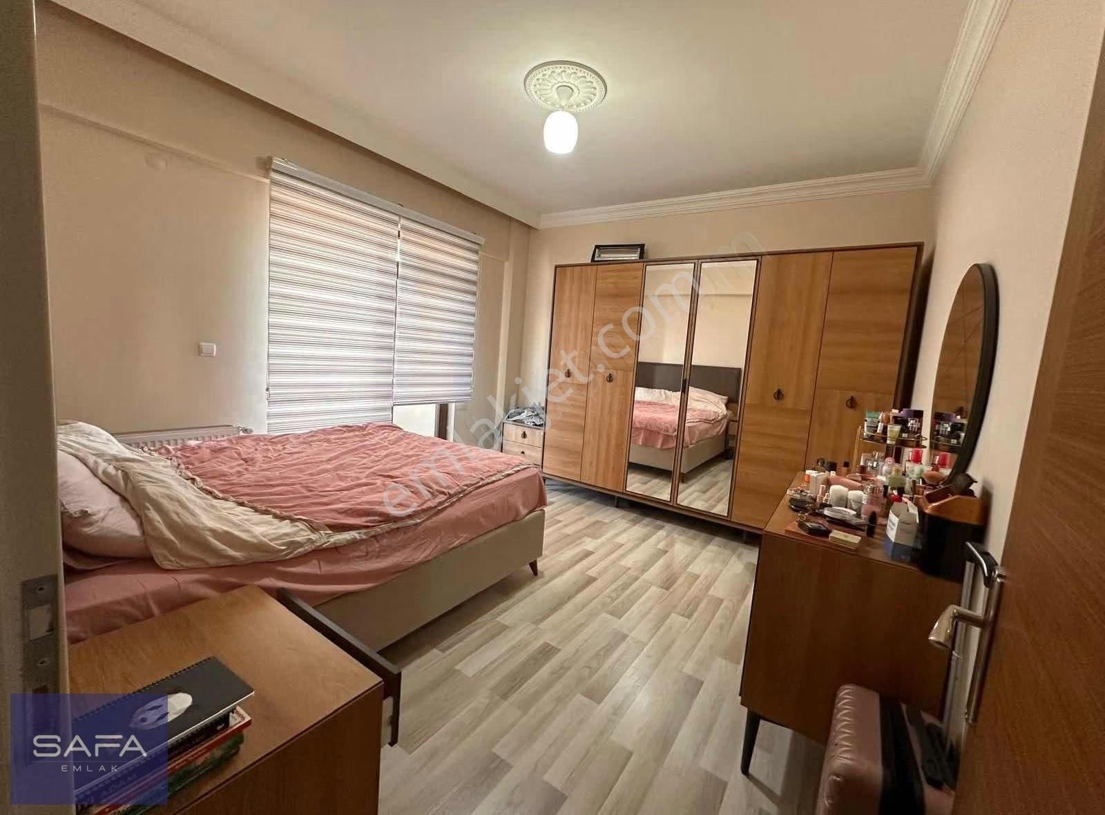 Safa Emlaktan Yenidoğanda Tramvaya 2. Dk Eşyalı Kiralık Daire - Görsel 15