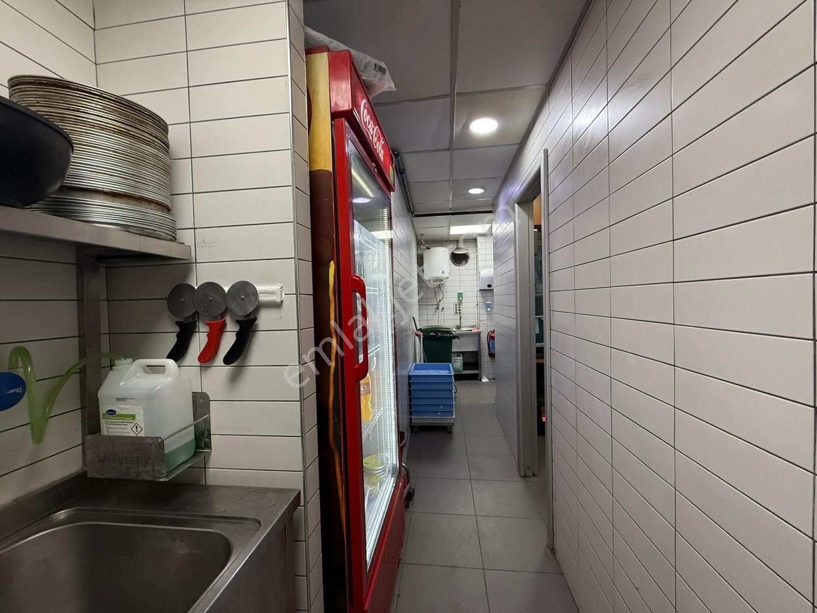 Doğan Araslı Bulvarı Kurumsal Kiracılı 150m2 Satılık Dükkan - Görsel 2