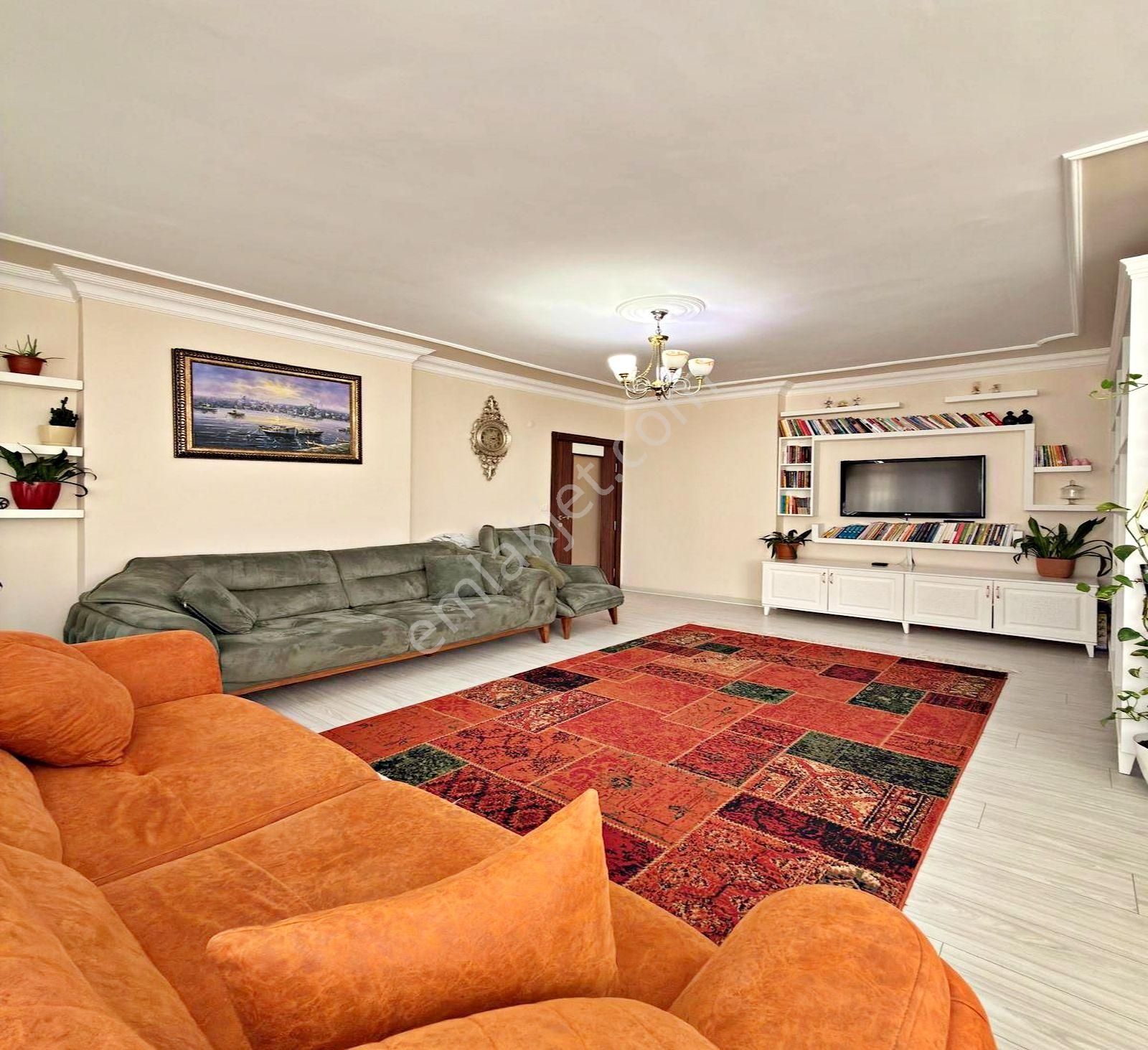 Metrobüse 5'dk Site İçinde Masrafsız 3+1 Arakat Satılık Daire - Görsel 9