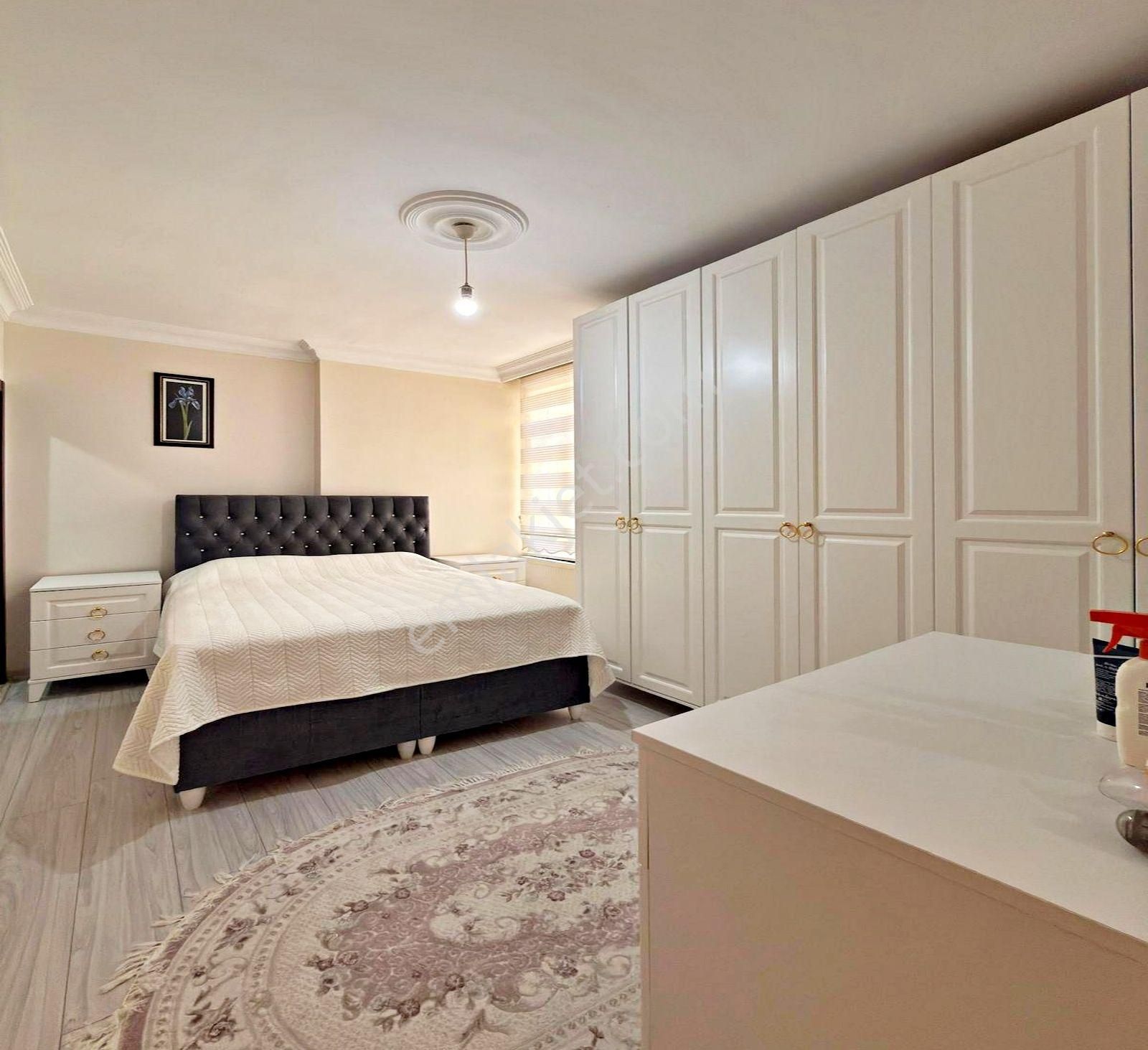 Metrobüse 5'dk Site İçinde Masrafsız 3+1 Arakat Satılık Daire - Görsel 20