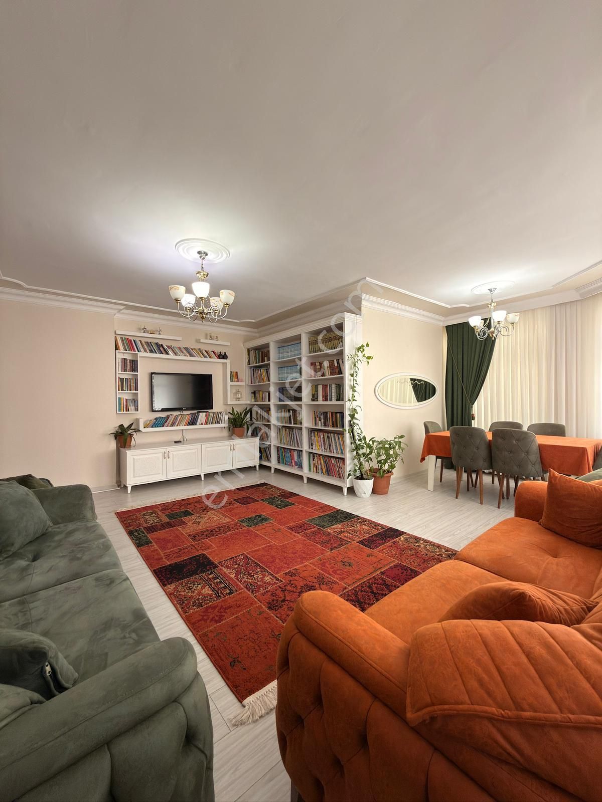 Metrobüse 5'dk Site İçinde Masrafsız 3+1 Arakat Satılık Daire - Görsel 7