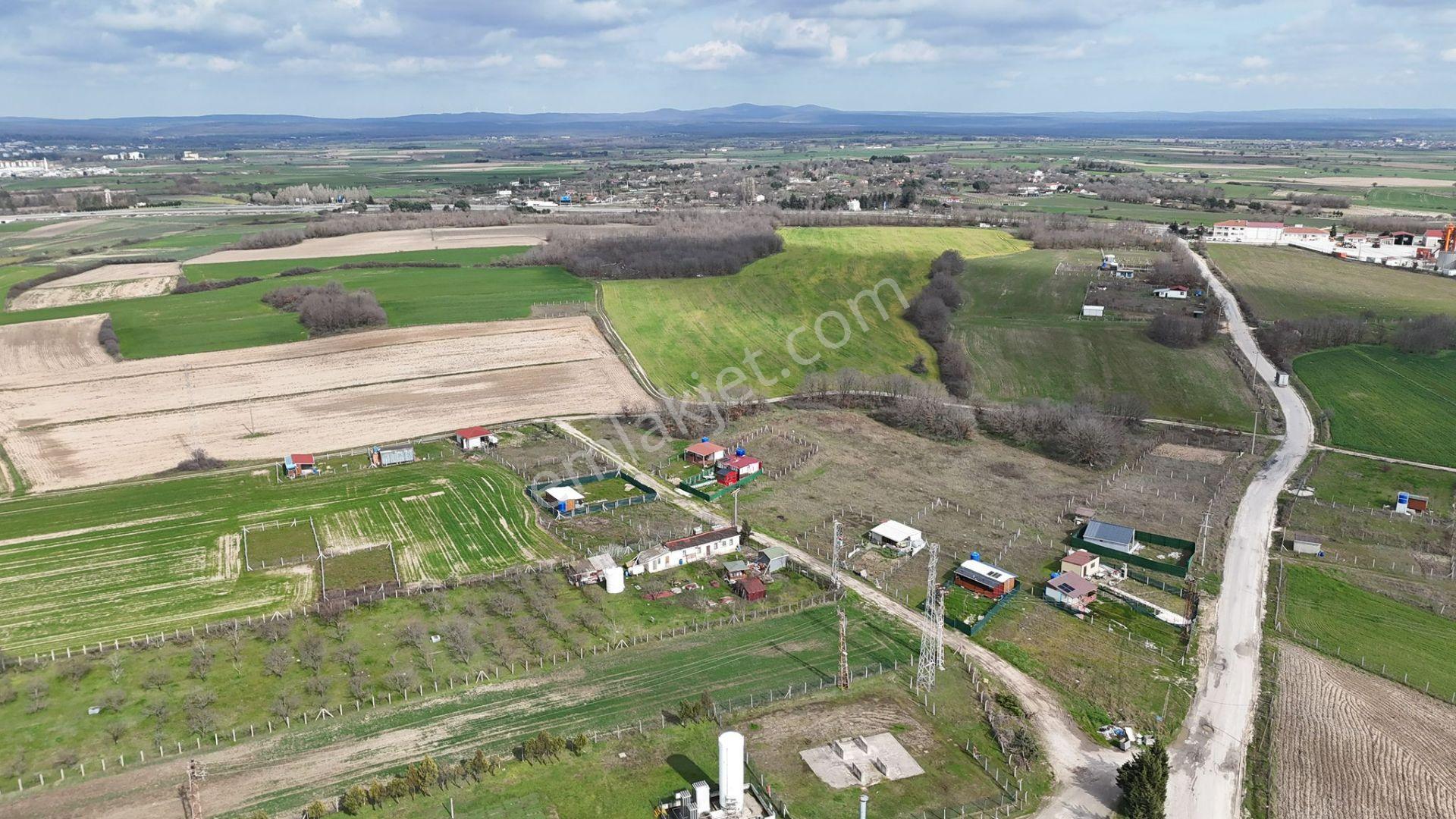 Güven'den Saray'da Tel İle Çevrili Yola Cephe 255m² Kupon Arazi - Görsel 18