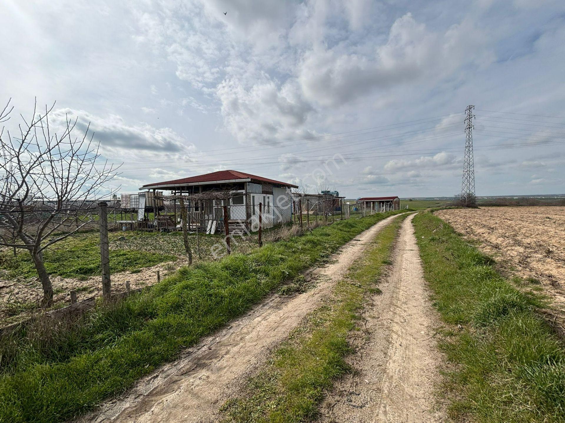 Güven'den Saray'da Tel İle Çevrili Yola Cephe 255m² Kupon Arazi - Görsel 7