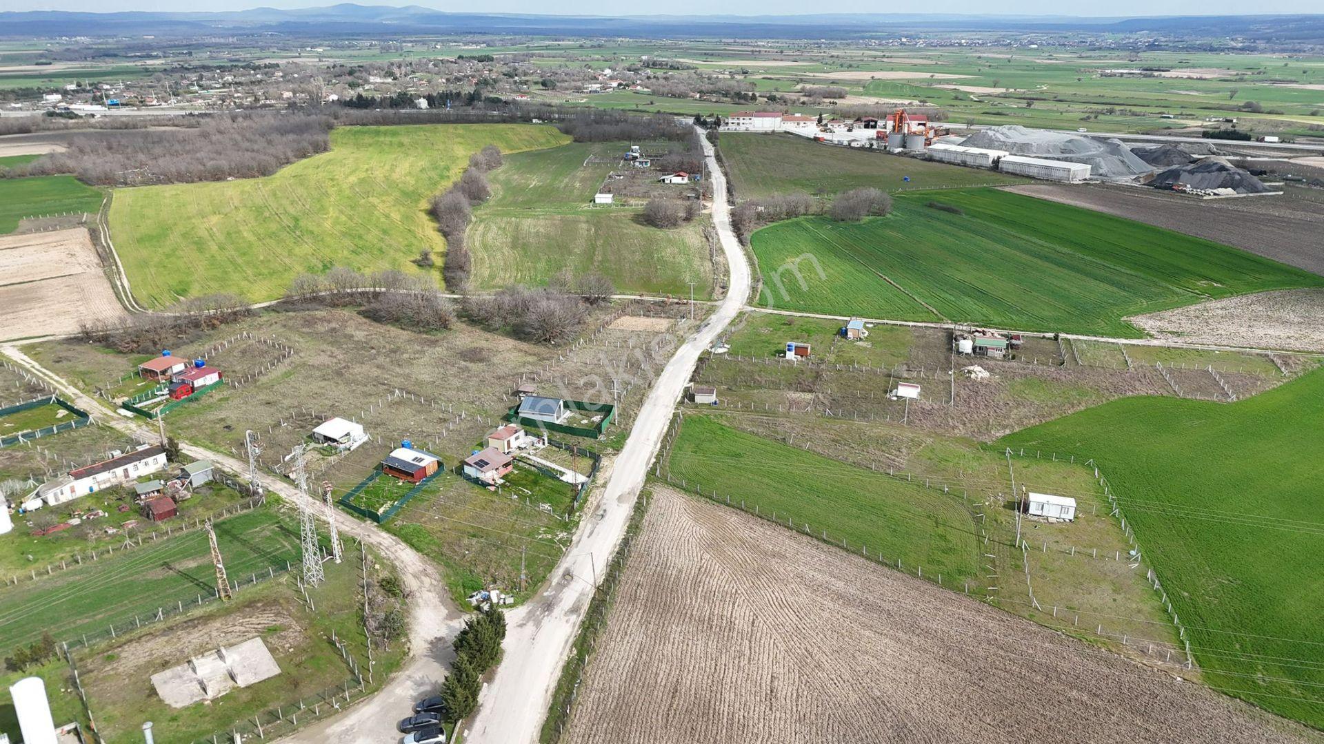 Güven'den Saray'da Tel İle Çevrili Yola Cephe 255m² Kupon Arazi - Görsel 13