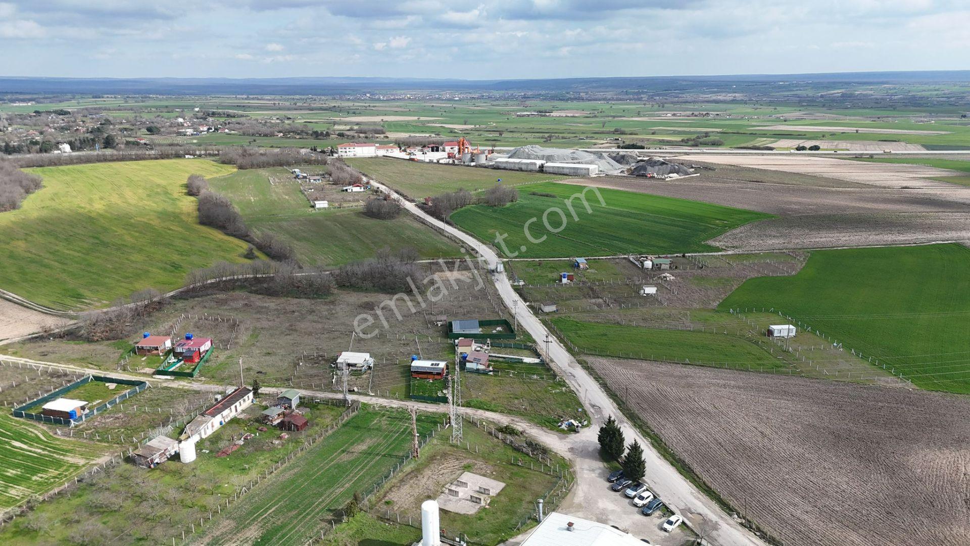 Güven'den Saray'da Tel İle Çevrili Yola Cephe 255m² Kupon Arazi - Görsel 9