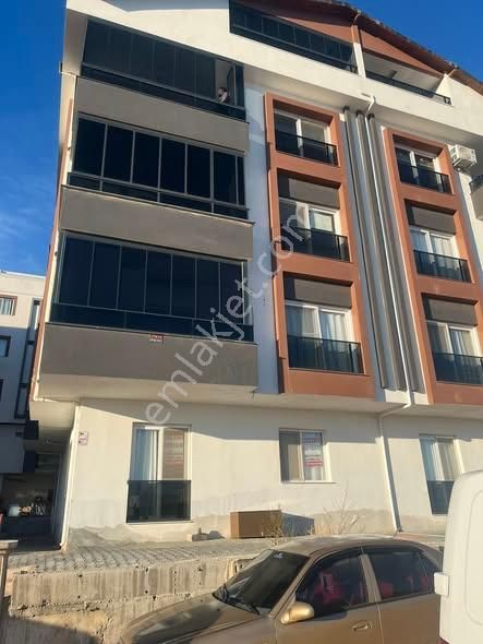 Silifke/sarıcalar Mahallesi 1+1 Kiralık Eşyasız Daire(depozito Yok)