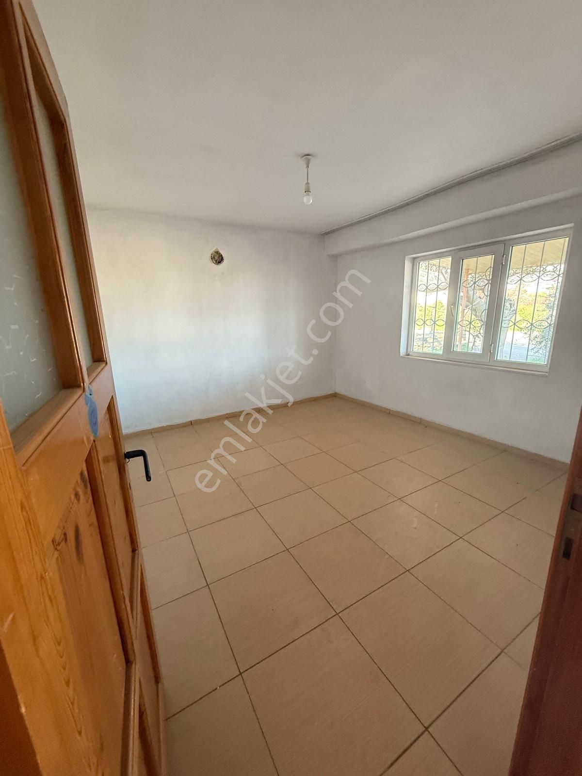Silifke/sayağzı Mahallesi 3+1 Giriş Kat Kiralık Daire (depozito Yok) - Görsel 7
