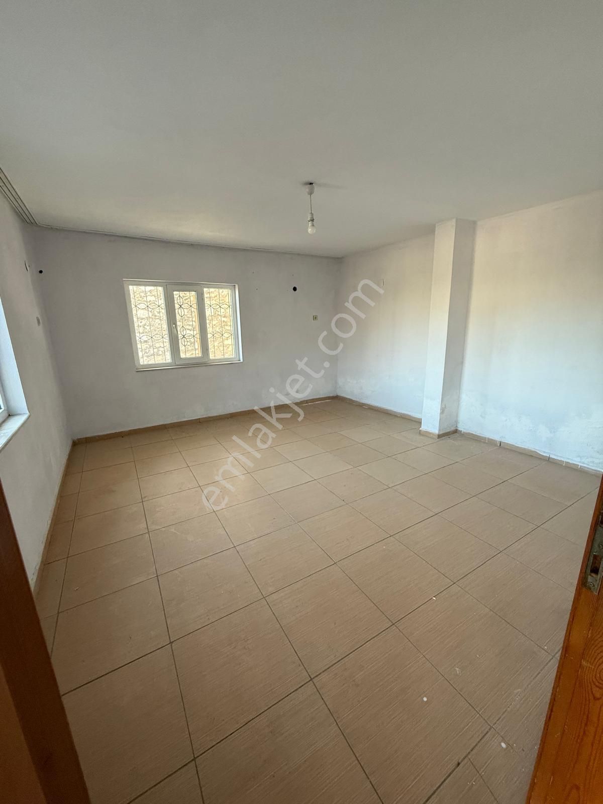 Silifke/sayağzı Mahallesi 3+1 Giriş Kat Kiralık Daire (depozito Yok) - Görsel 4