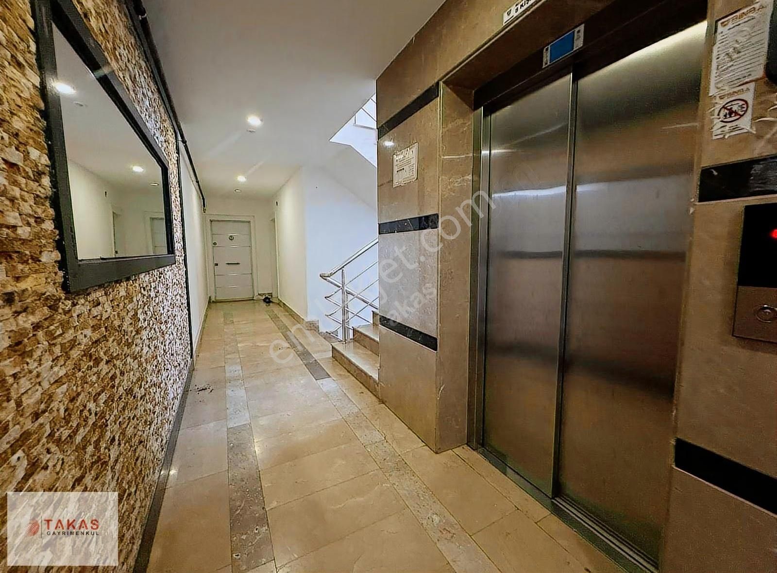 Baraj Mahallesi'nde Havuzlu Site İçinde 2+1 Satılık Daire (85m²) - Görsel 2