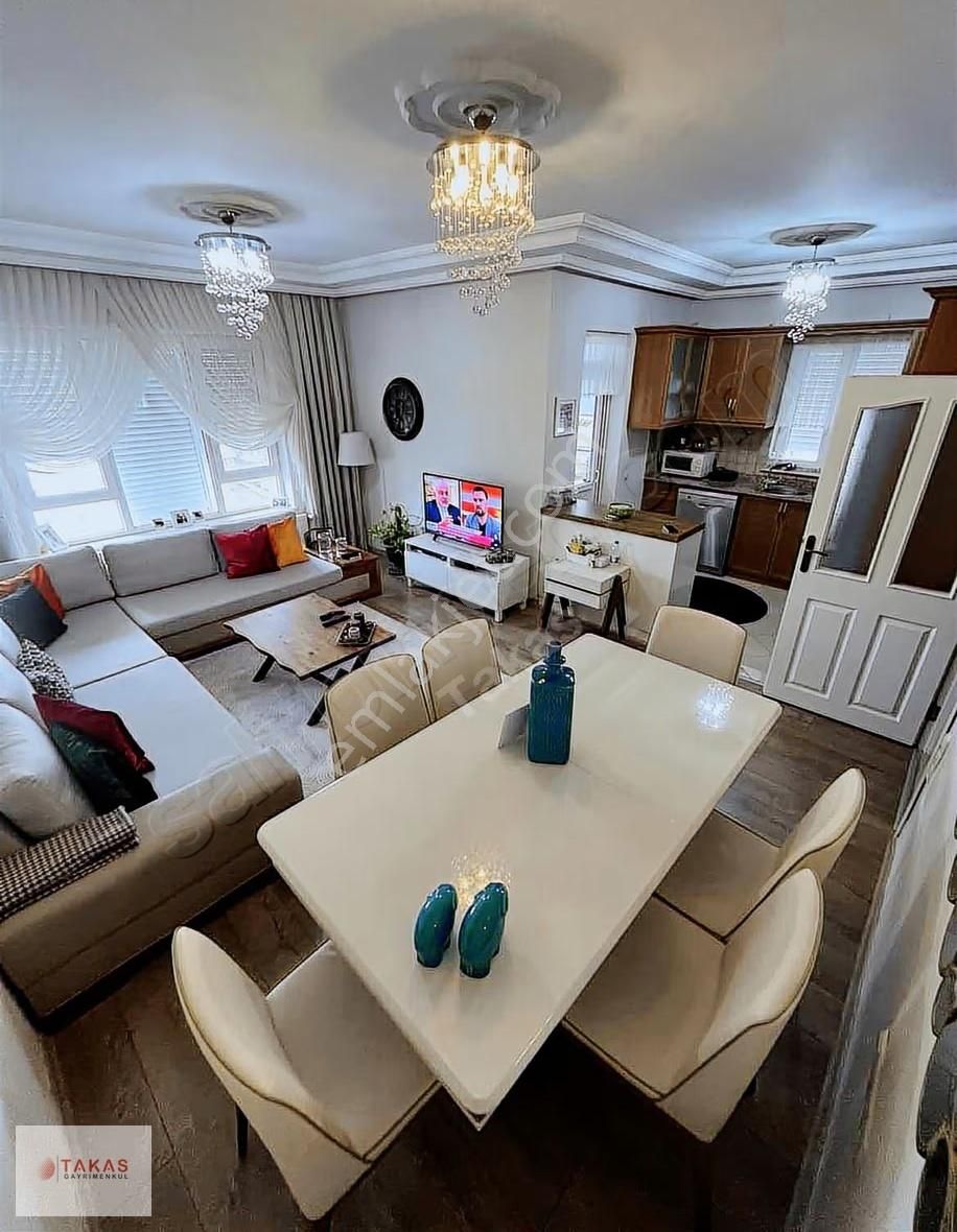 Yabancı Satışa Krediye Uygun 4+1 Deniz Manzaralı Satılık Daire