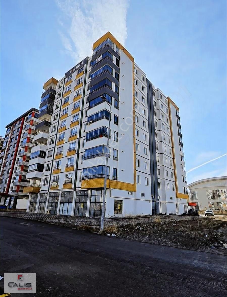 Kiralik 5 Oda Şehir Hastanesi Yanı