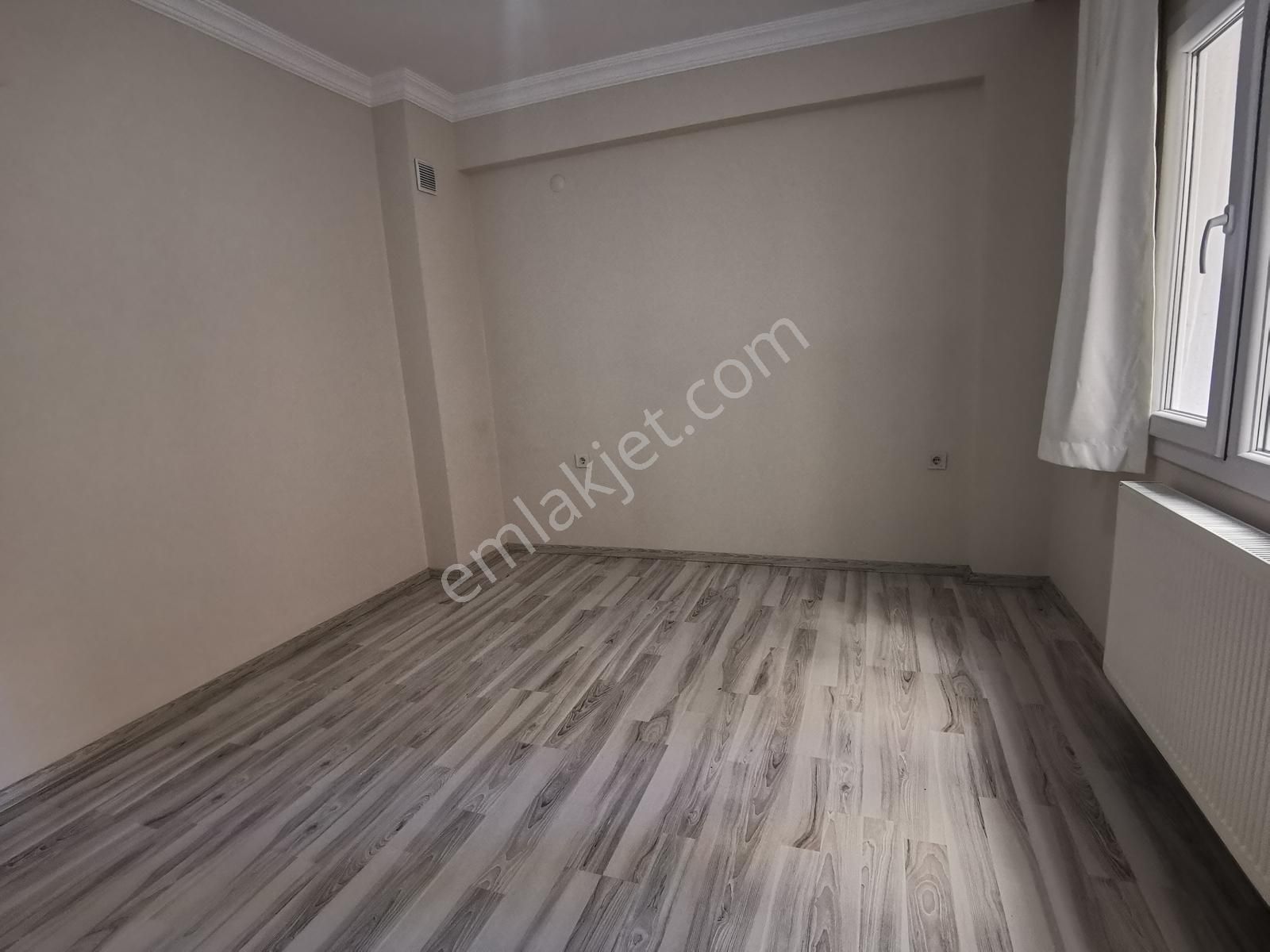 Demirköprü İzban Yakını Geniş Sokak'ta Kiralık Arakat 2+1 Daire - Görsel 6