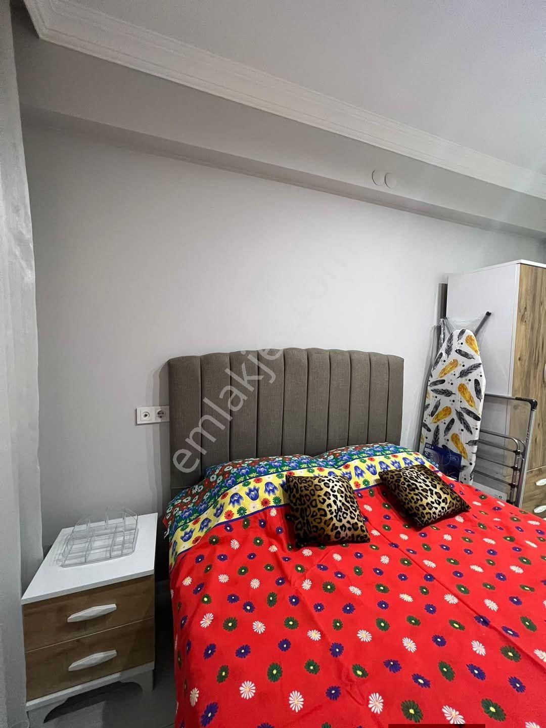 1+1 70 M2 Doğalgaz Kombili Eşyalı - Görsel 12