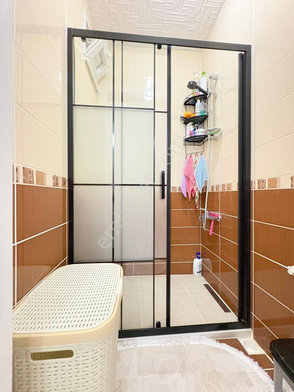 Mertcan'dan Velibaba Mah. Ebeveyn Banyolu Ara Kat Fırsat 2+1 - Görsel 12