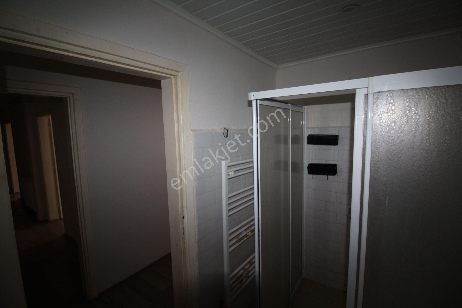 Tacinde 2+1 Hasandagı Sitesinde Kiralık Daire - Görsel 19