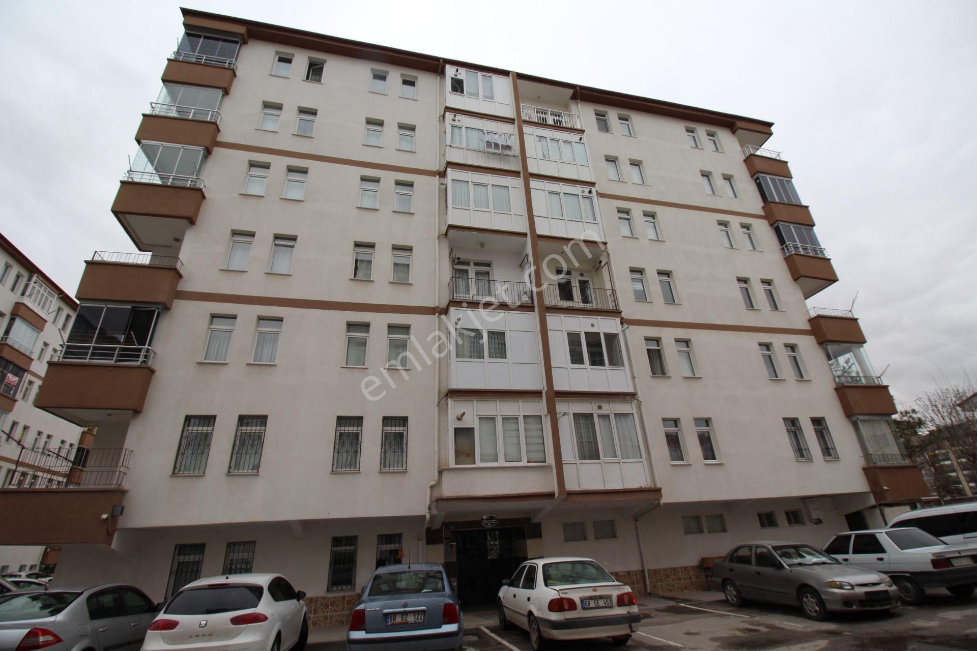 Tacinde 2+1 Hasandagı Sitesinde Kiralık Daire