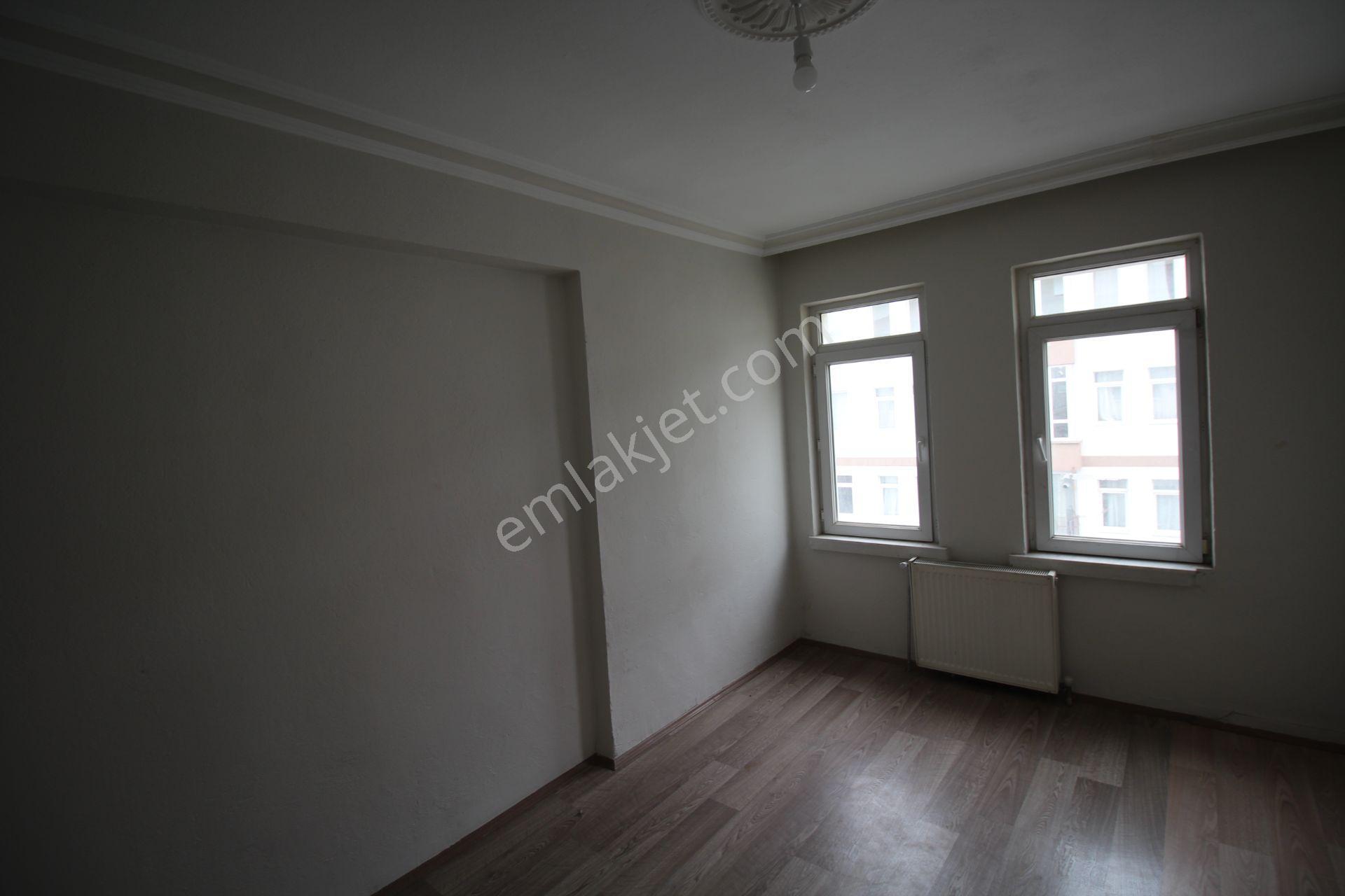 Tacinde 2+1 Hasandagı Sitesinde Kiralık Daire - Görsel 8