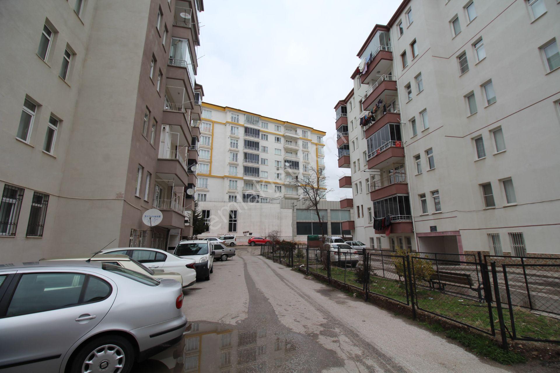 Tacinde 2+1 Hasandagı Sitesinde Kiralık Daire - Görsel 23