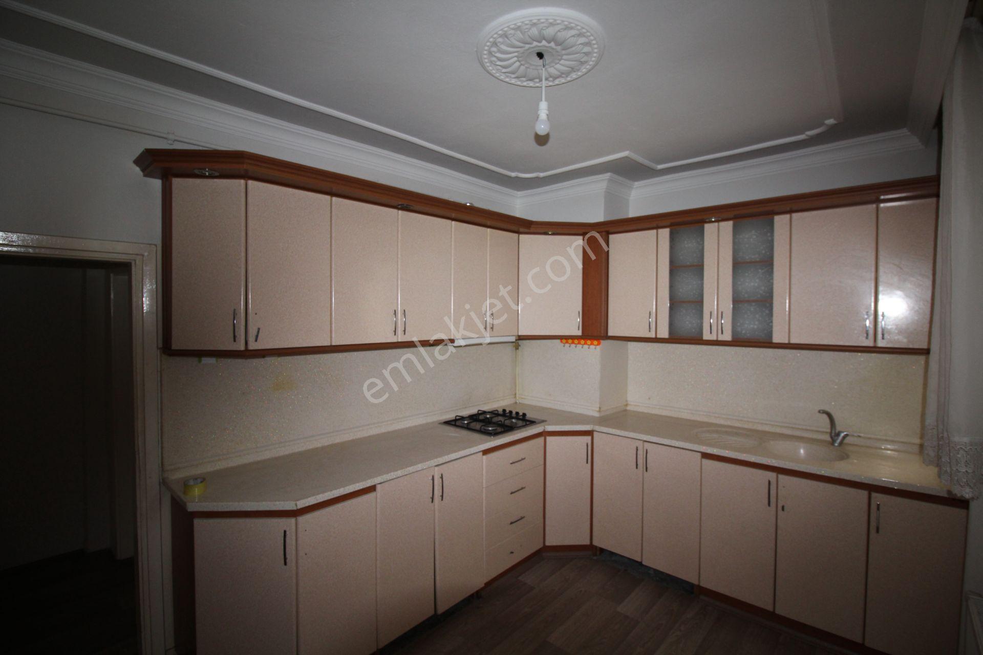 Tacinde 2+1 Hasandagı Sitesinde Kiralık Daire - Görsel 11