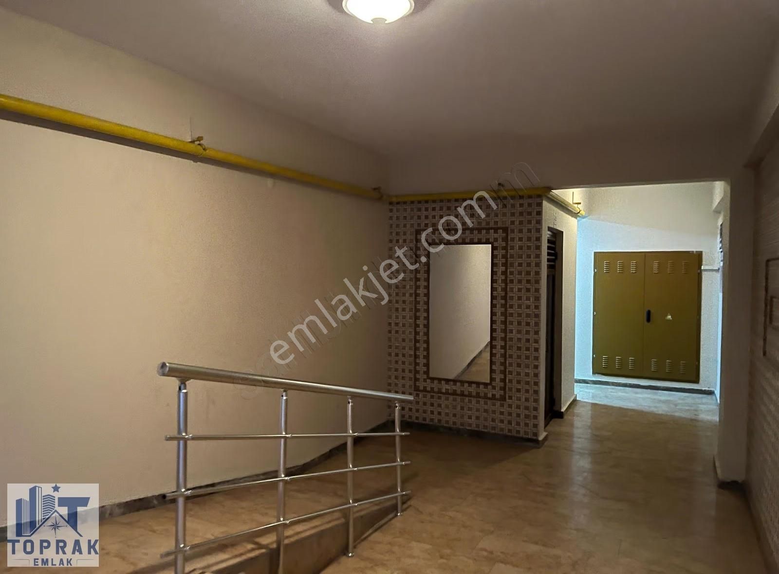 Toprak Emlaktan Osmangazi Mh/ Ara Kat / Çift Cephe / Satılık 2+1 - Görsel 9