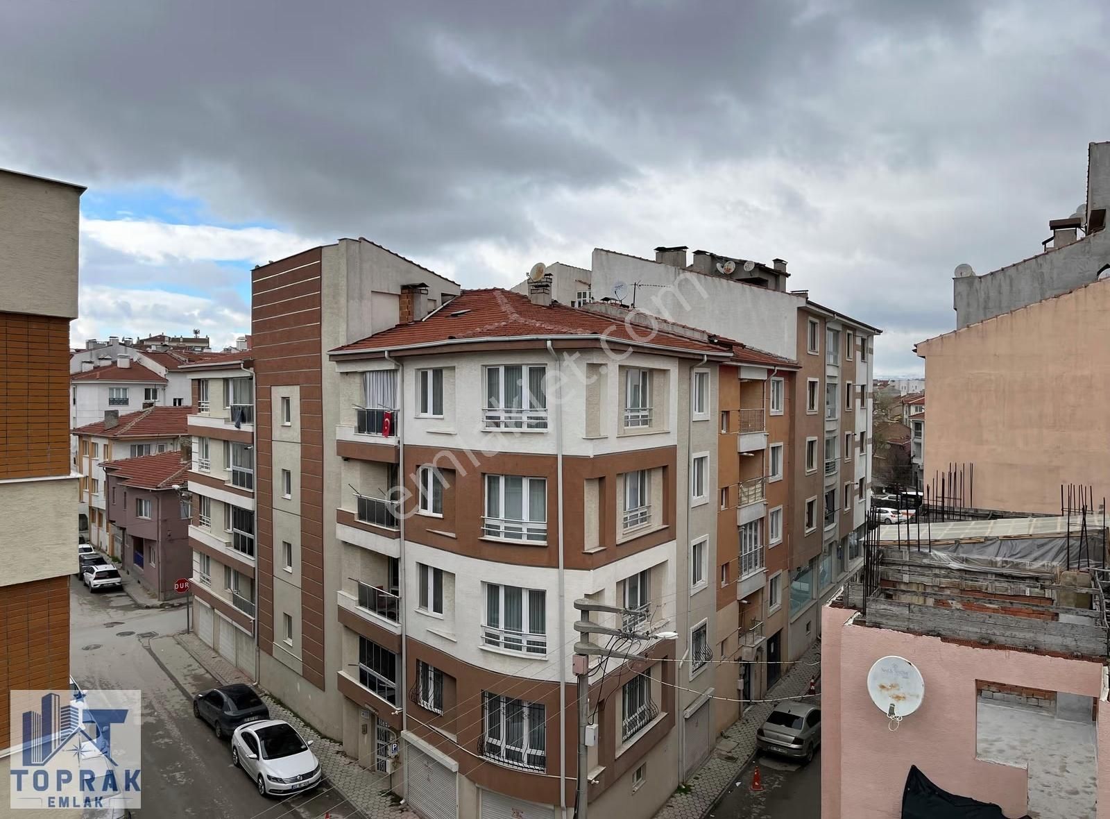 Toprak Emlak'tan Uluönder Mh / Çift Balkon / 120m2 / Kiralık 3+1 - Görsel 20