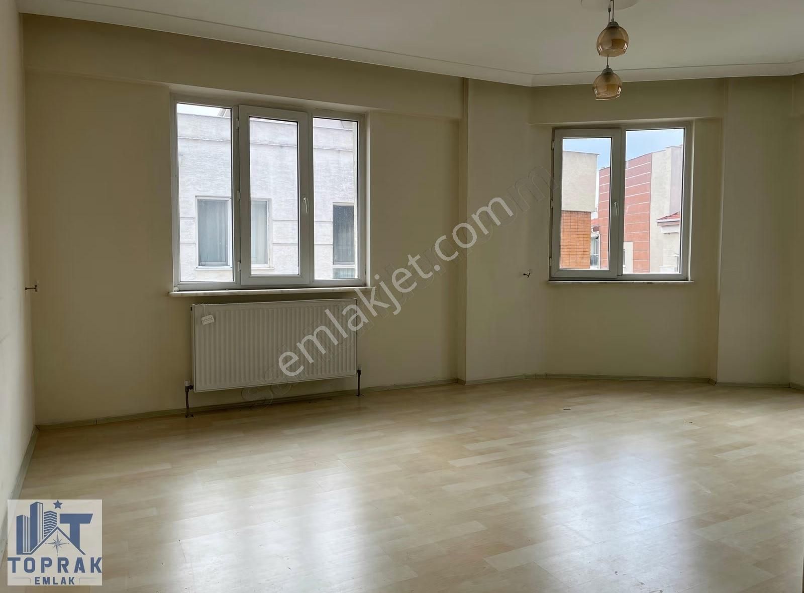 Toprak Emlak'tan Uluönder Mh / Çift Balkon / 120m2 / Kiralık 3+1