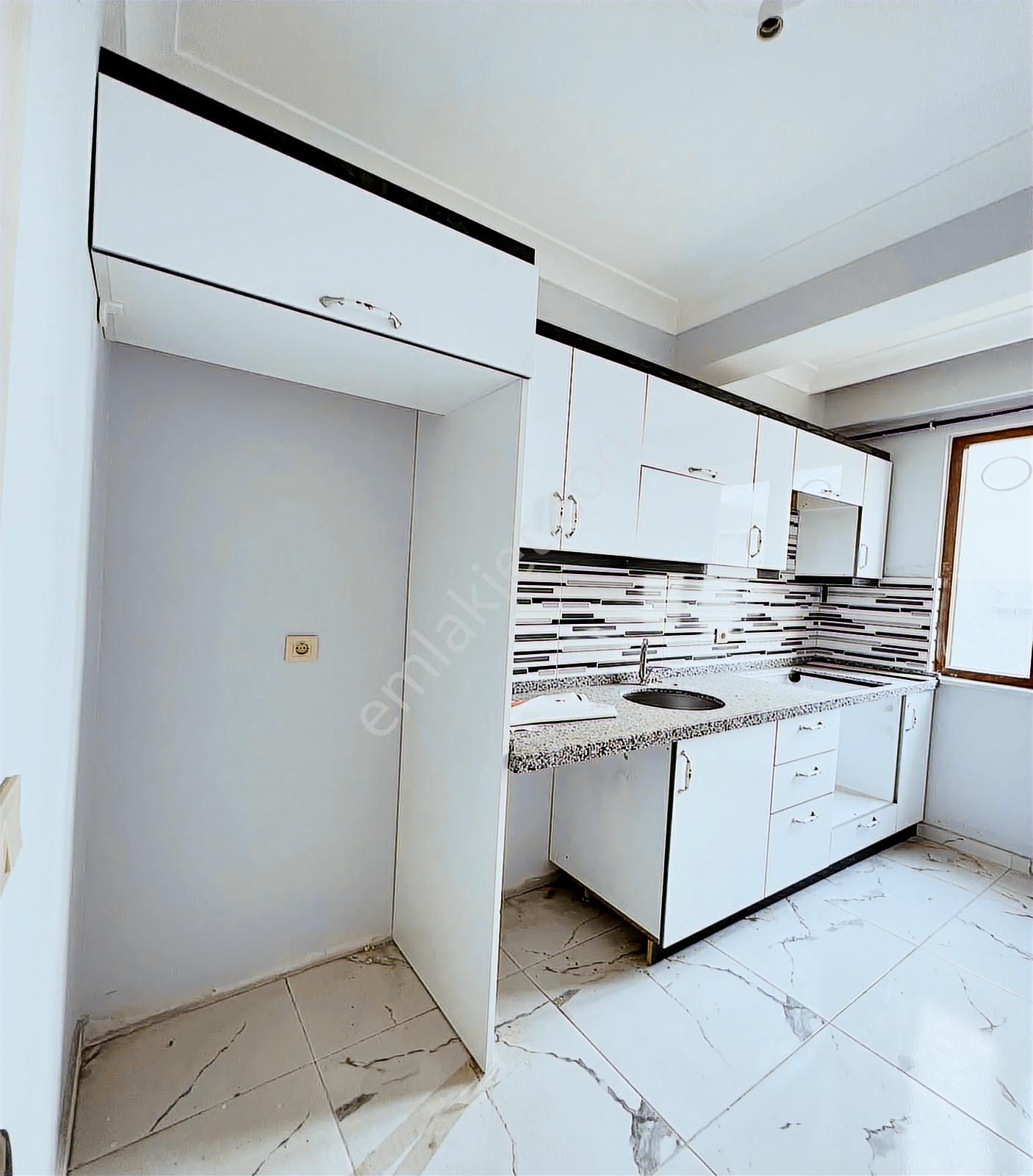 Kod 3185 Abdurrahmangazi Mah. Yatırıma Uygun Ara Kat Satılık - Görsel 8