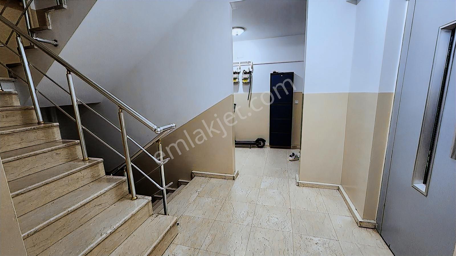 Sulyapıdan Site İçi Kısa Bloklu Katda 3+1 120 M2 Ebeveyn Banyolu - Görsel 8