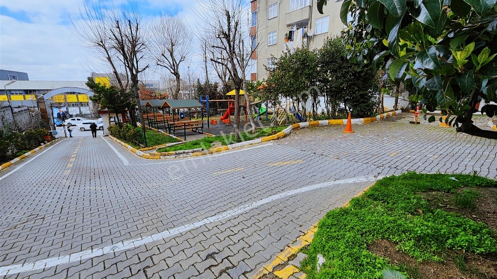Sulyapıdan Site İçi Kısa Bloklu Katda 3+1 120 M2 Ebeveyn Banyolu - Görsel 3