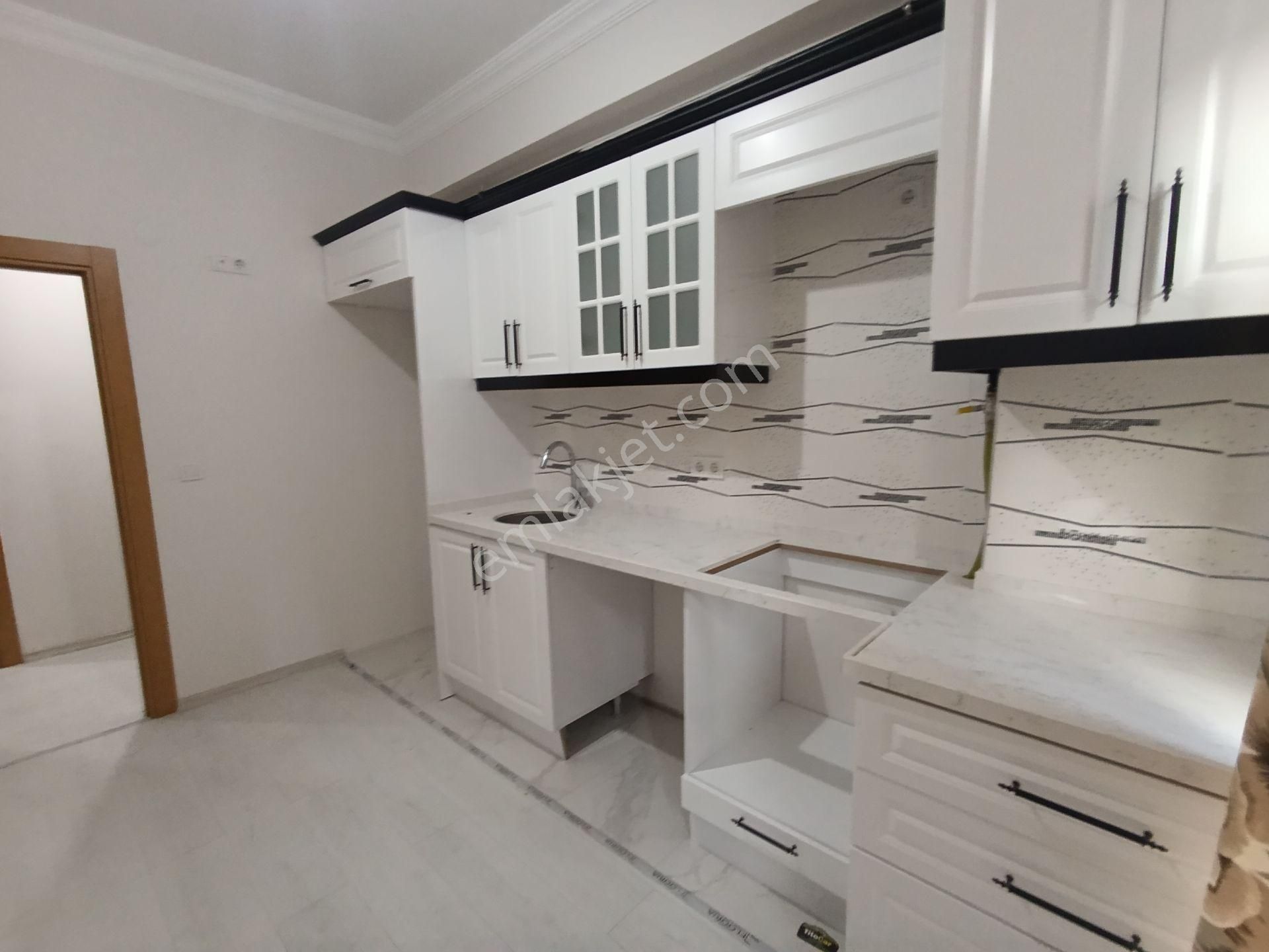Pendik Güzelyalı Merkezi Asansörlü Lüx Sıfır Yüksek Giriş Balkonlu Kiralık 3+1 110m2 Daire - Görsel 31