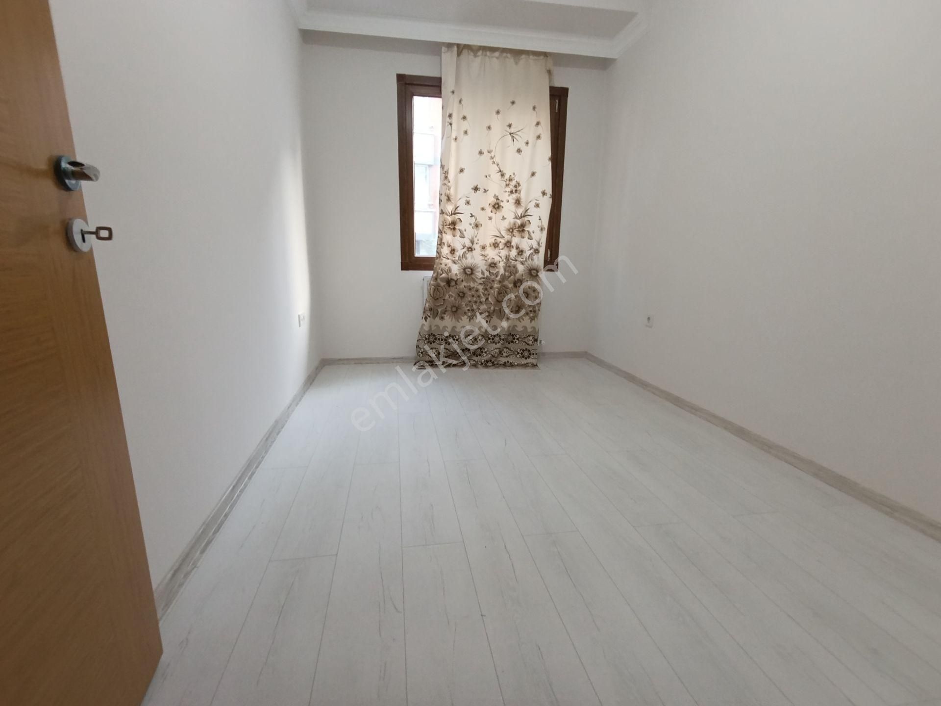 Pendik Güzelyalı Merkezi Asansörlü Lüx Sıfır Yüksek Giriş Balkonlu Kiralık 3+1 110m2 Daire - Görsel 18
