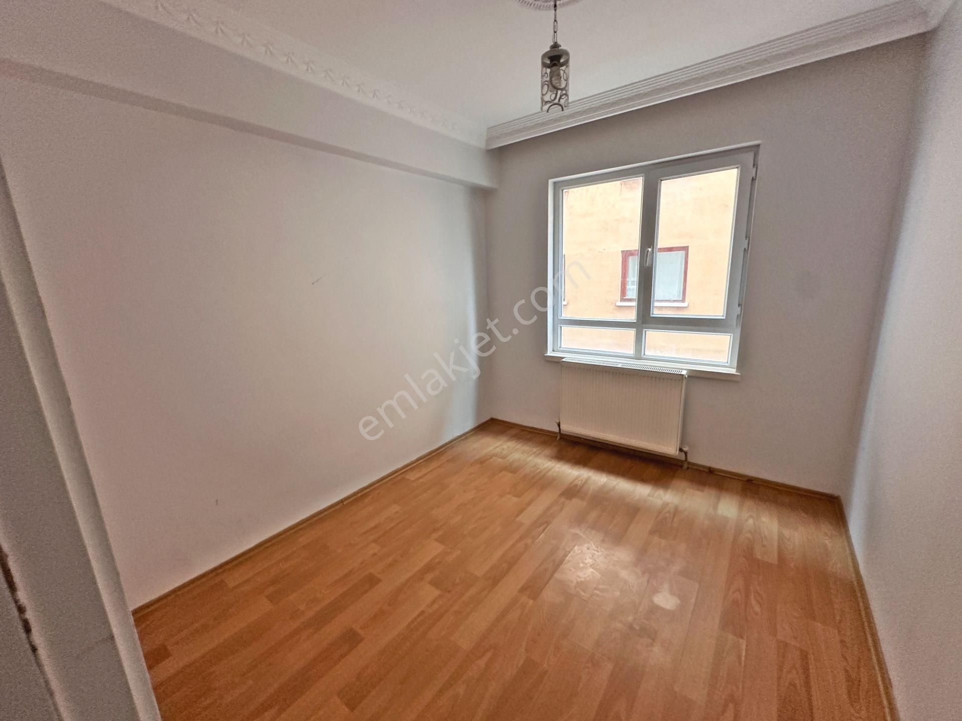 Bahçelerüstü'nde Ara Katta Asansörlü Önü Açık 3+1 Satılık Daire - Görsel 14