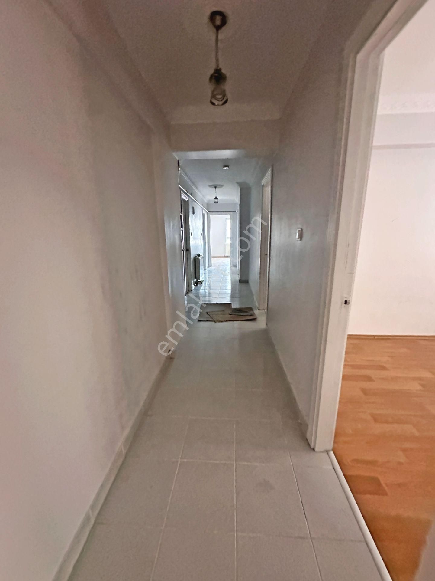 Bahçelerüstü'nde Ara Katta Asansörlü Önü Açık 3+1 Satılık Daire - Görsel 18