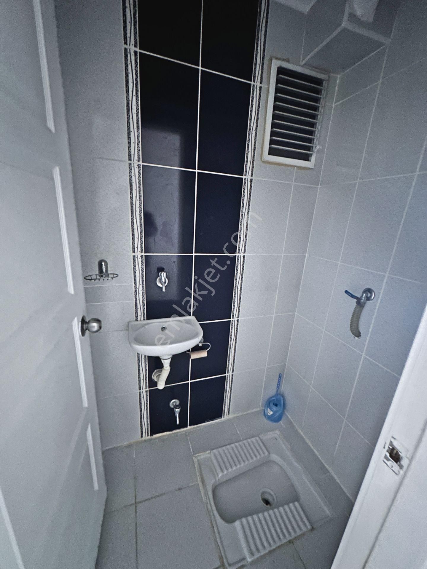 Bahçelerüstü'nde Ara Katta Asansörlü Önü Açık 3+1 Satılık Daire - Görsel 20