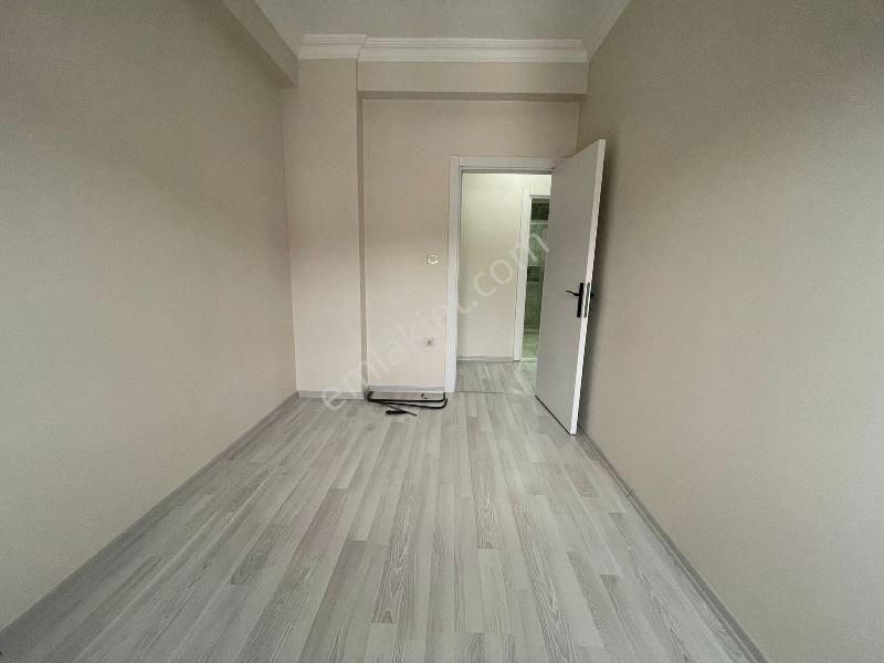 Mertcan Dan Adnan Kahveci Metroya Yürüme Balkonlu 3+1 Fırsat Kiralık - Görsel 14