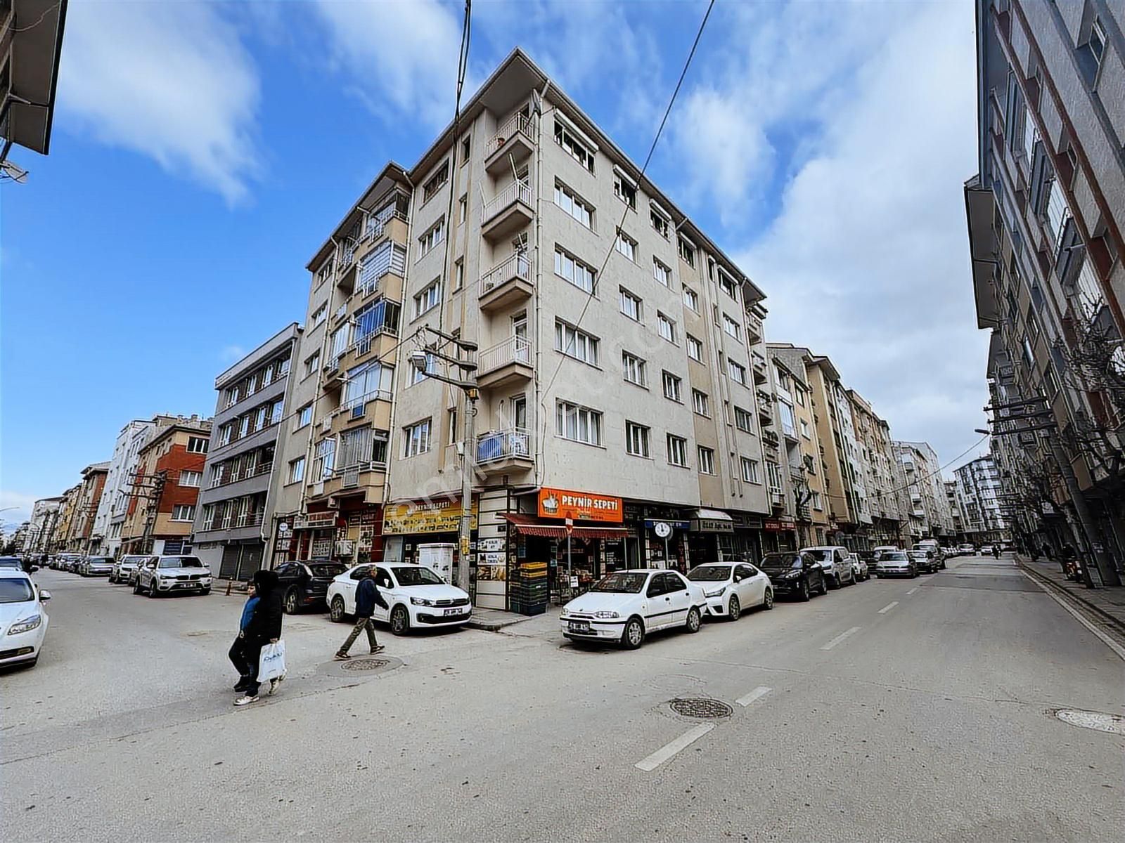 [vefa Koçhan'dan] Kırım Cd Üzerinde Satılık 3+1 Daire - Görsel 14