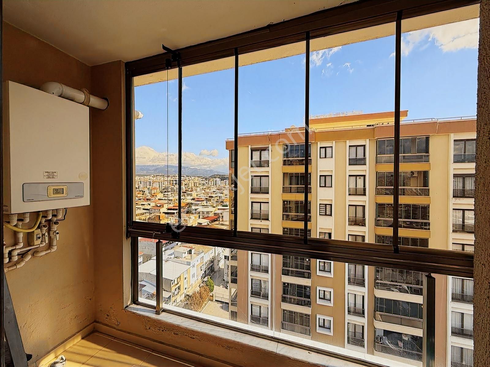 Remax Arma'dan Buca Çamlıpınar Mahallesinde Satılık 3+1 Daire - Görsel 2