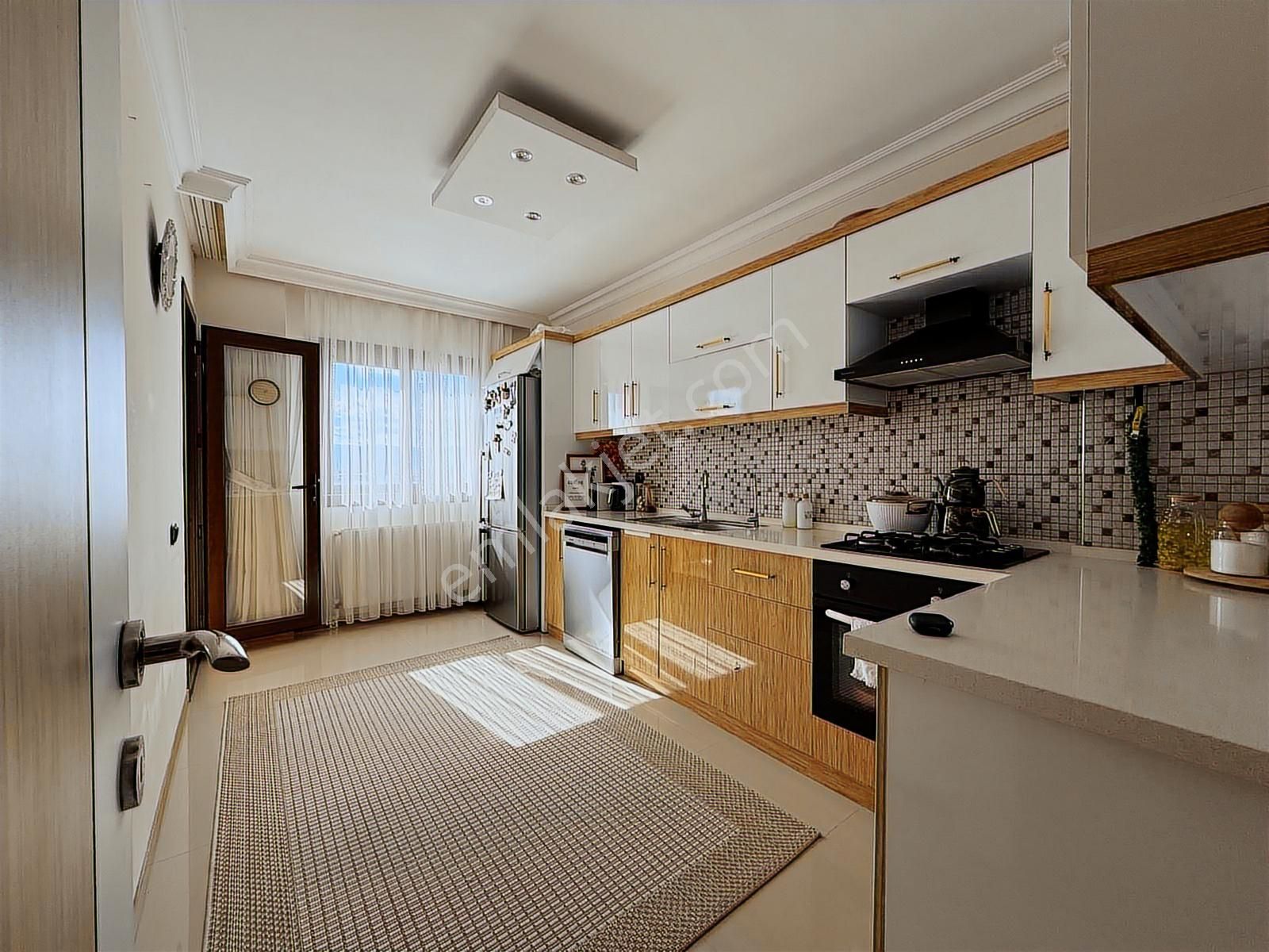 Remax Arma'dan Buca Çamlıpınar Mahallesinde Satılık 3+1 Daire - Görsel 21