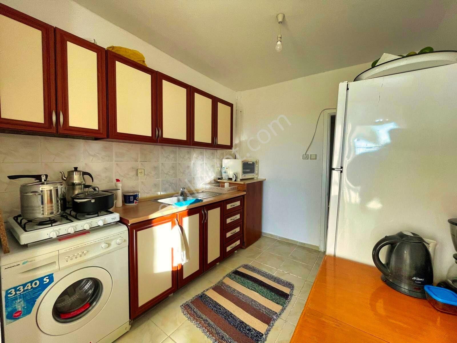 🛑🛑aktif'ten Akçay'da Satılık Ön Cephe Ayrı Mutfaklı Çift Balkonlu Arakat Geniş 3+1 Daire