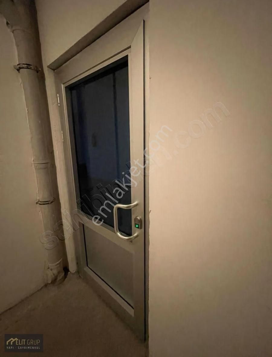 220 M2 Geniş Ferah 3+1 Lüx Yapılı Asansörlü Teraslı Daire - Görsel 3