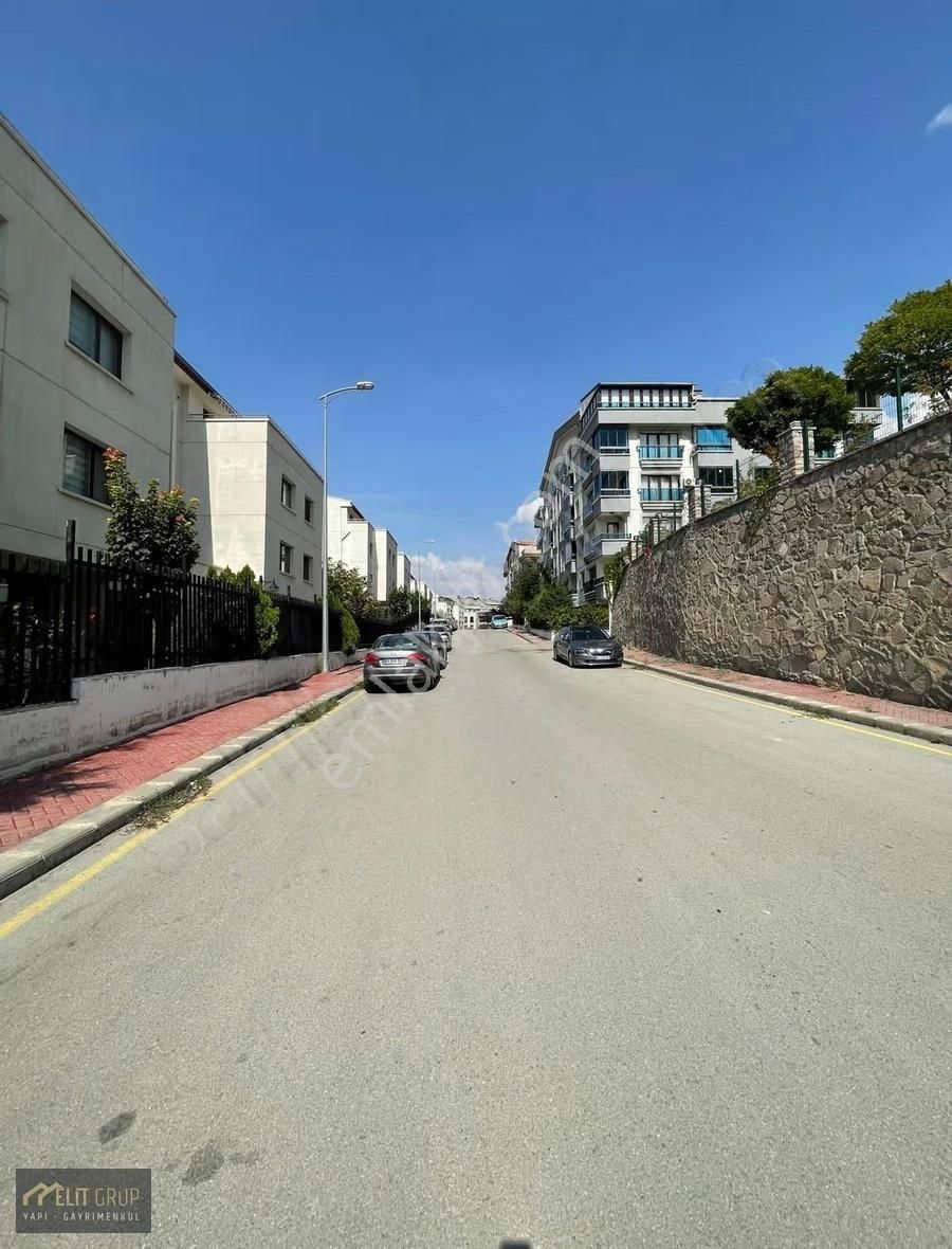 220 M2 Geniş Ferah 3+1 Lüx Yapılı Asansörlü Teraslı Daire - Görsel 2