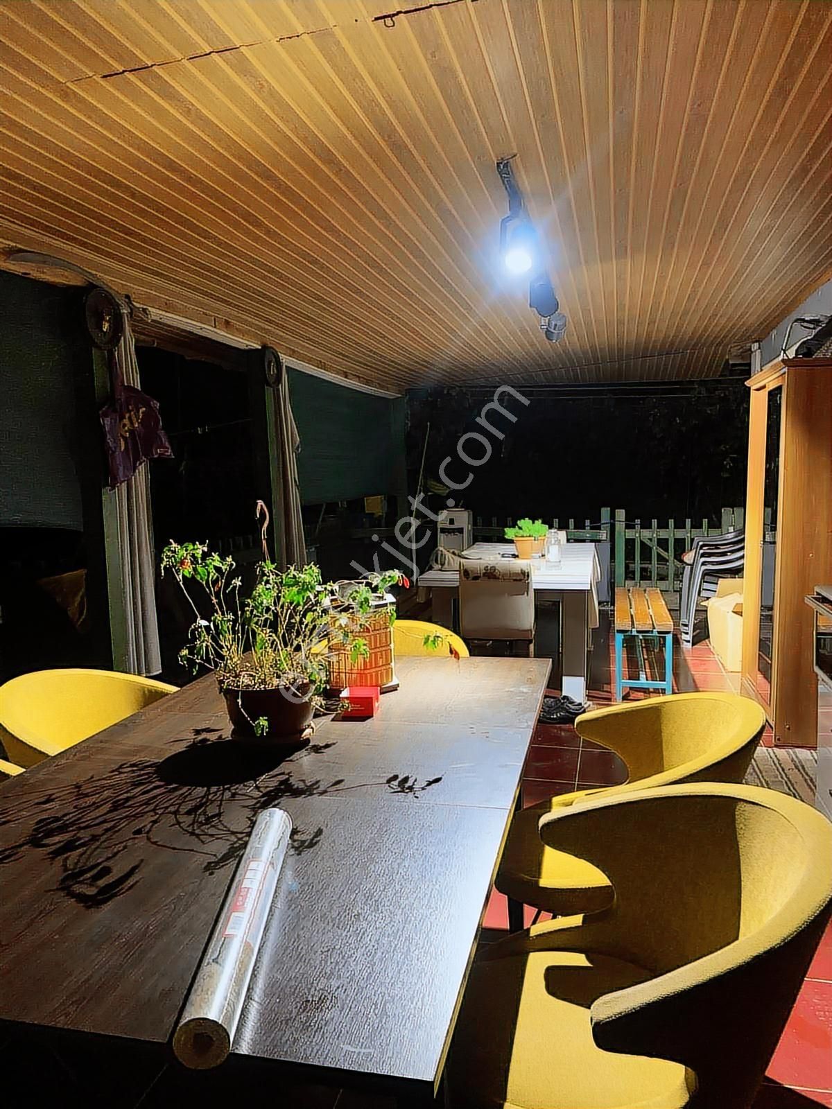 Kırkgül Gayrimenkul'den Çatalca Dağyenice'de Müstakil Ev Ve Arsa - Görsel 32