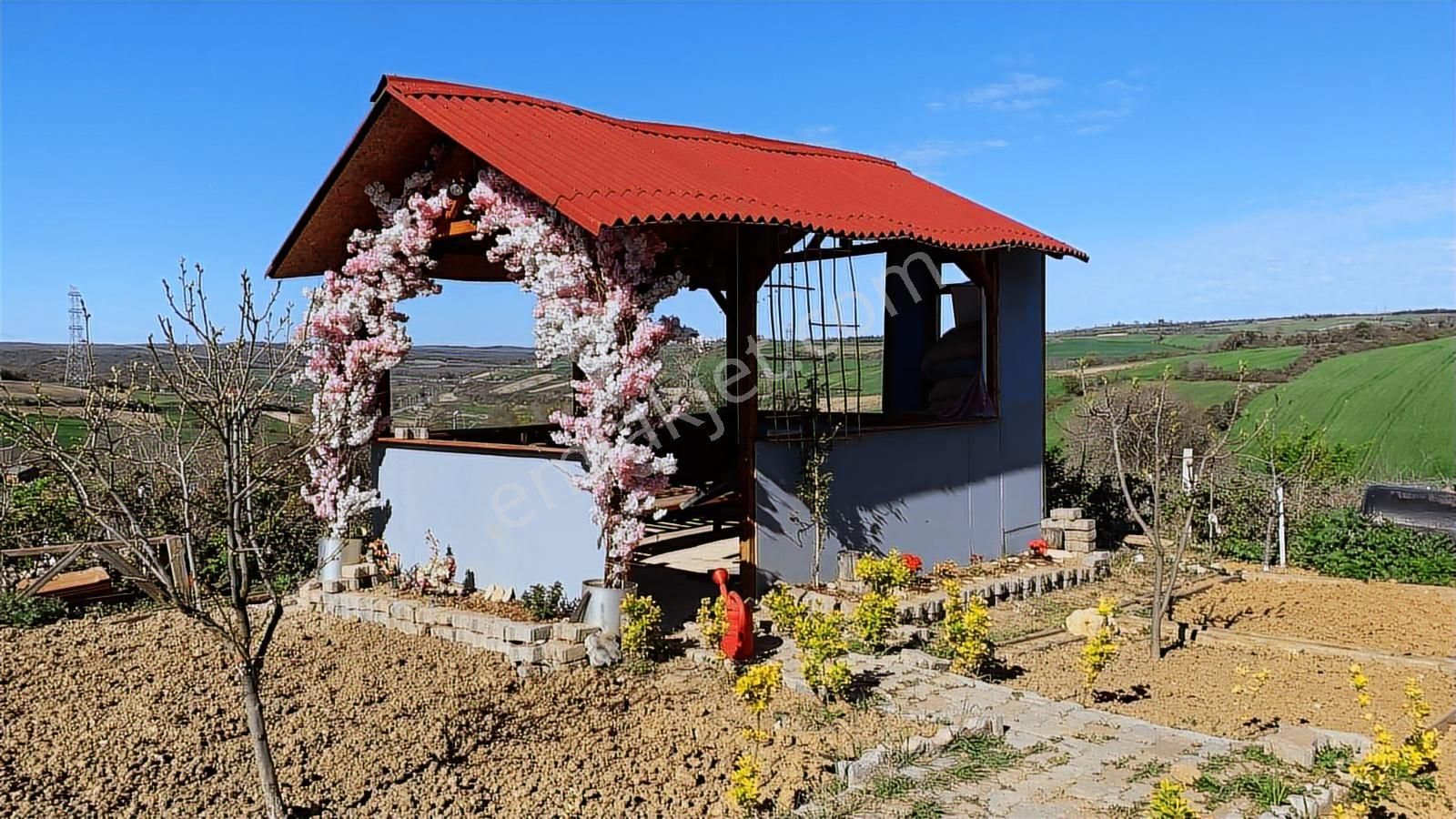 Kırkgül Gayrimenkul'den Çatalca Dağyenice'de Müstakil Ev Ve Arsa - Görsel 4