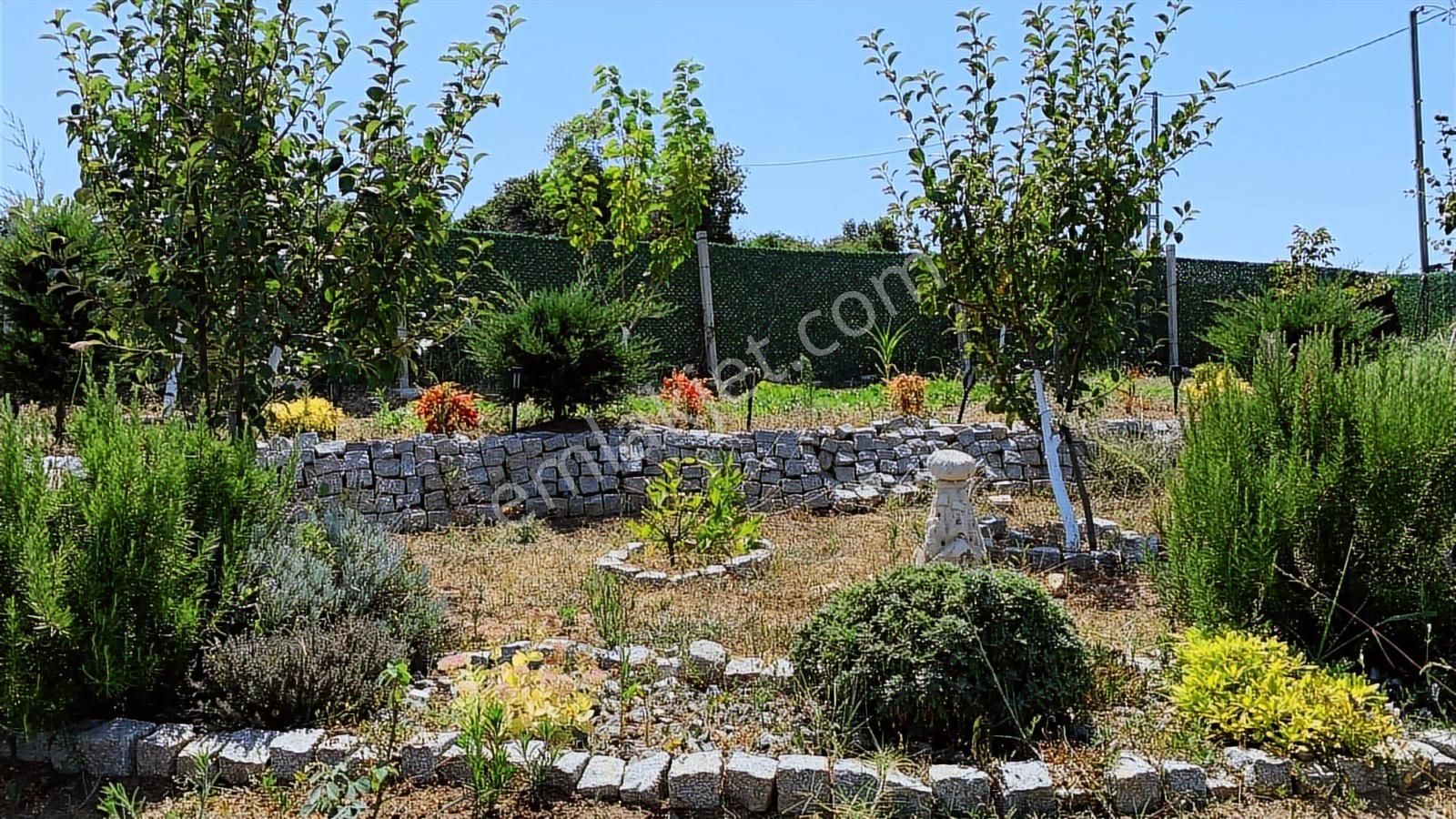 Kırkgül Gayrimenkul'den Çatalca Dağyenice'de Müstakil Ev Ve Arsa - Görsel 10