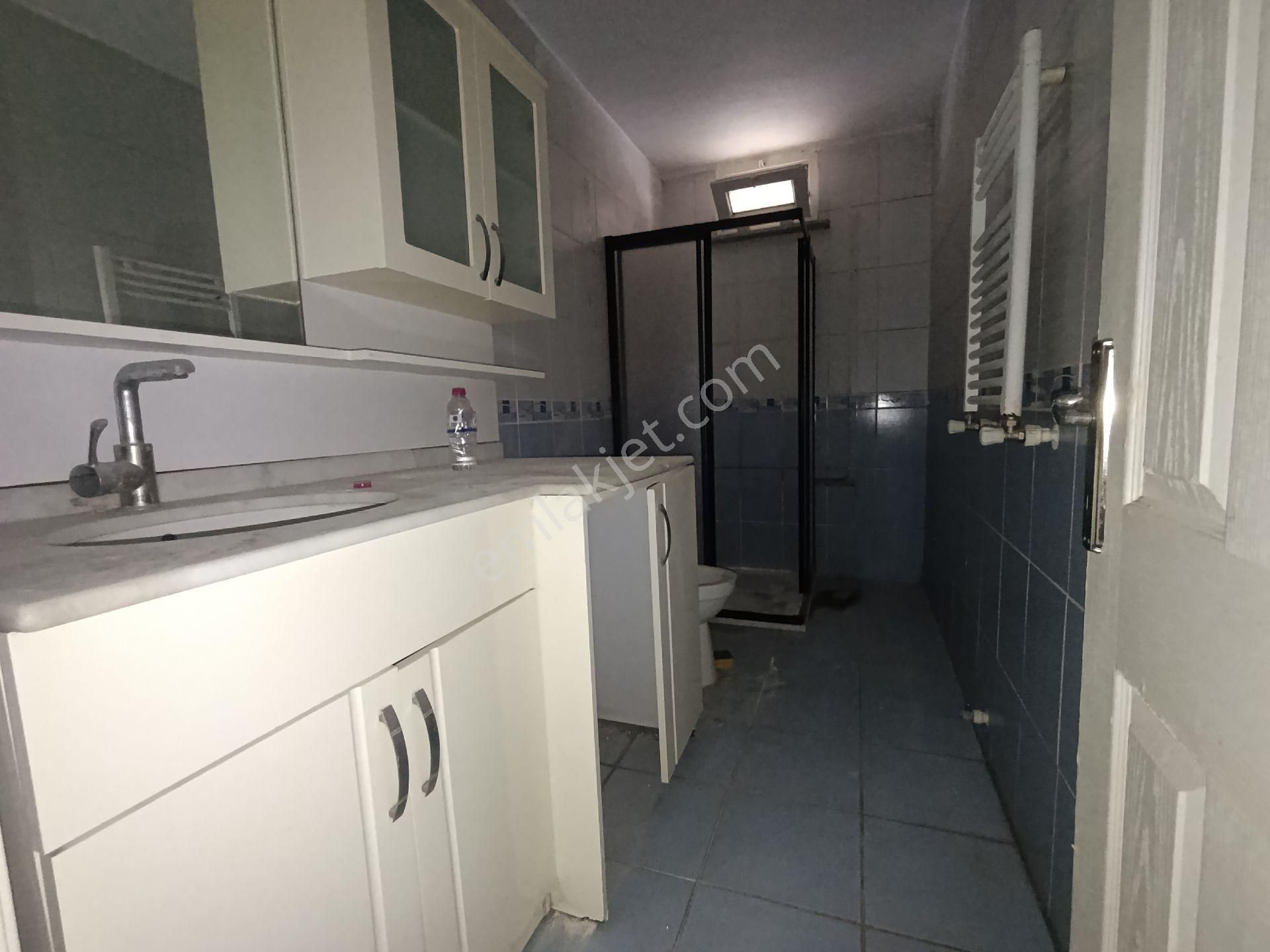 Pendik Güzelyalı Merkezde Büyük Kiralık 3+1 125m2 E-5 Yakın Daire Dubles - Görsel 23